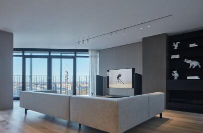 Minimalist Apartment with Panoramic View