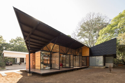 La Garita house influenced by Costa Rican building traditions