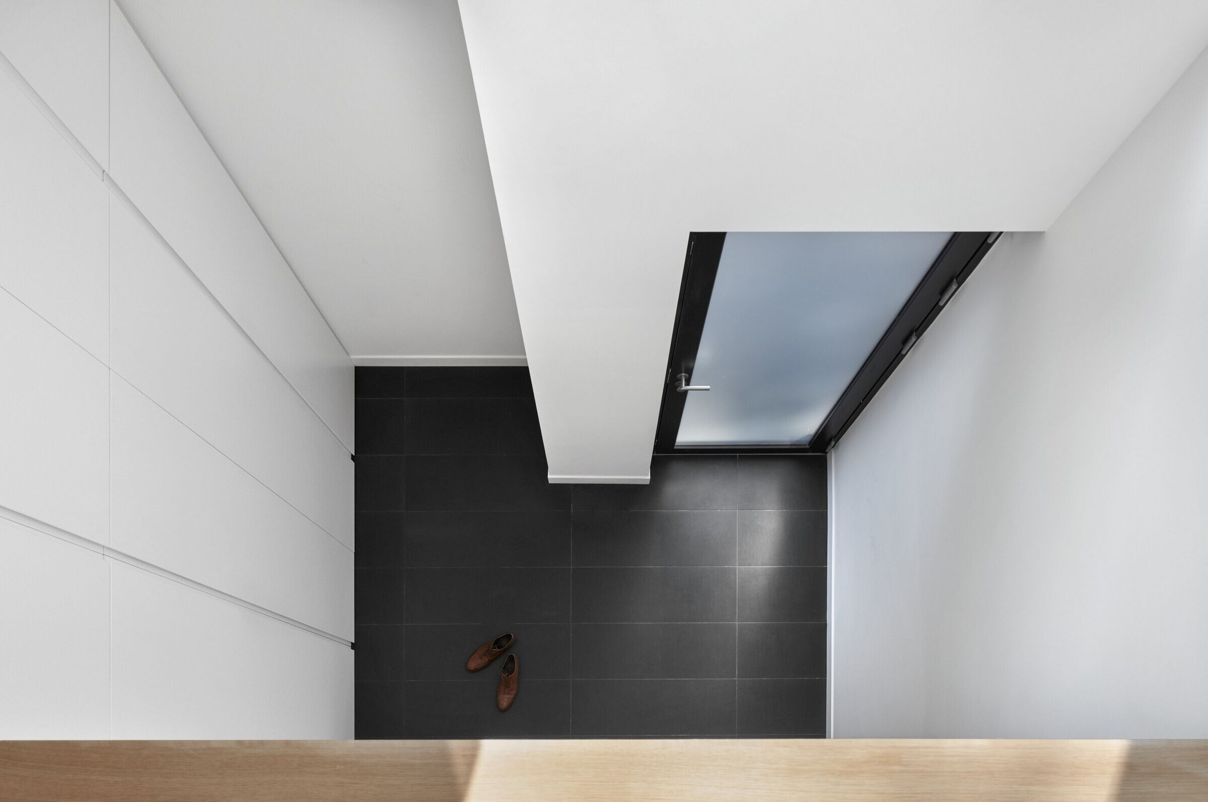 https://archello.com/story/96111/attachments/photos-videos/18 photo_credit Shai Gil