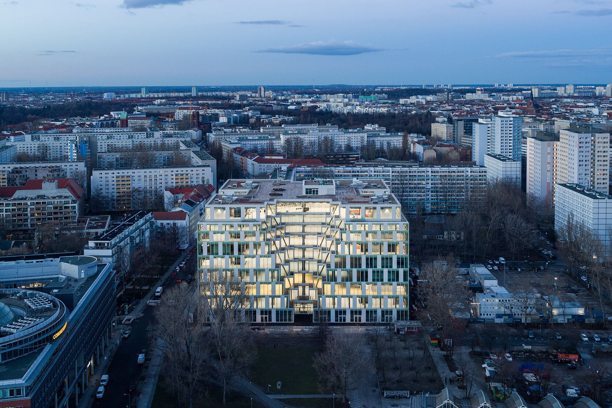 https://archello.com/story/96567/attachments/photos-videos/10 photo_credit HG Esch