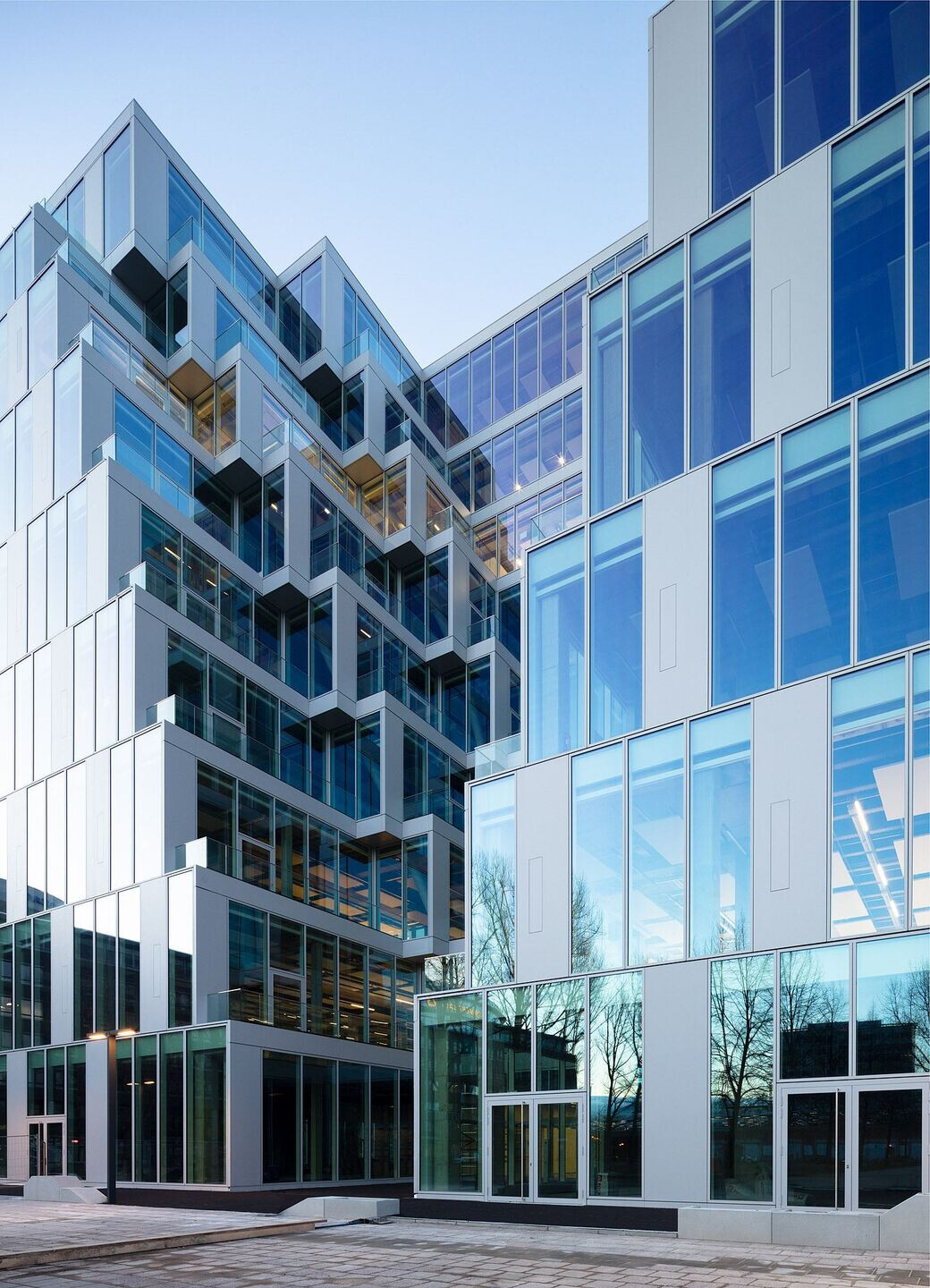 https://archello.com/story/96567/attachments/photos-videos/27 photo_credit HG Esch