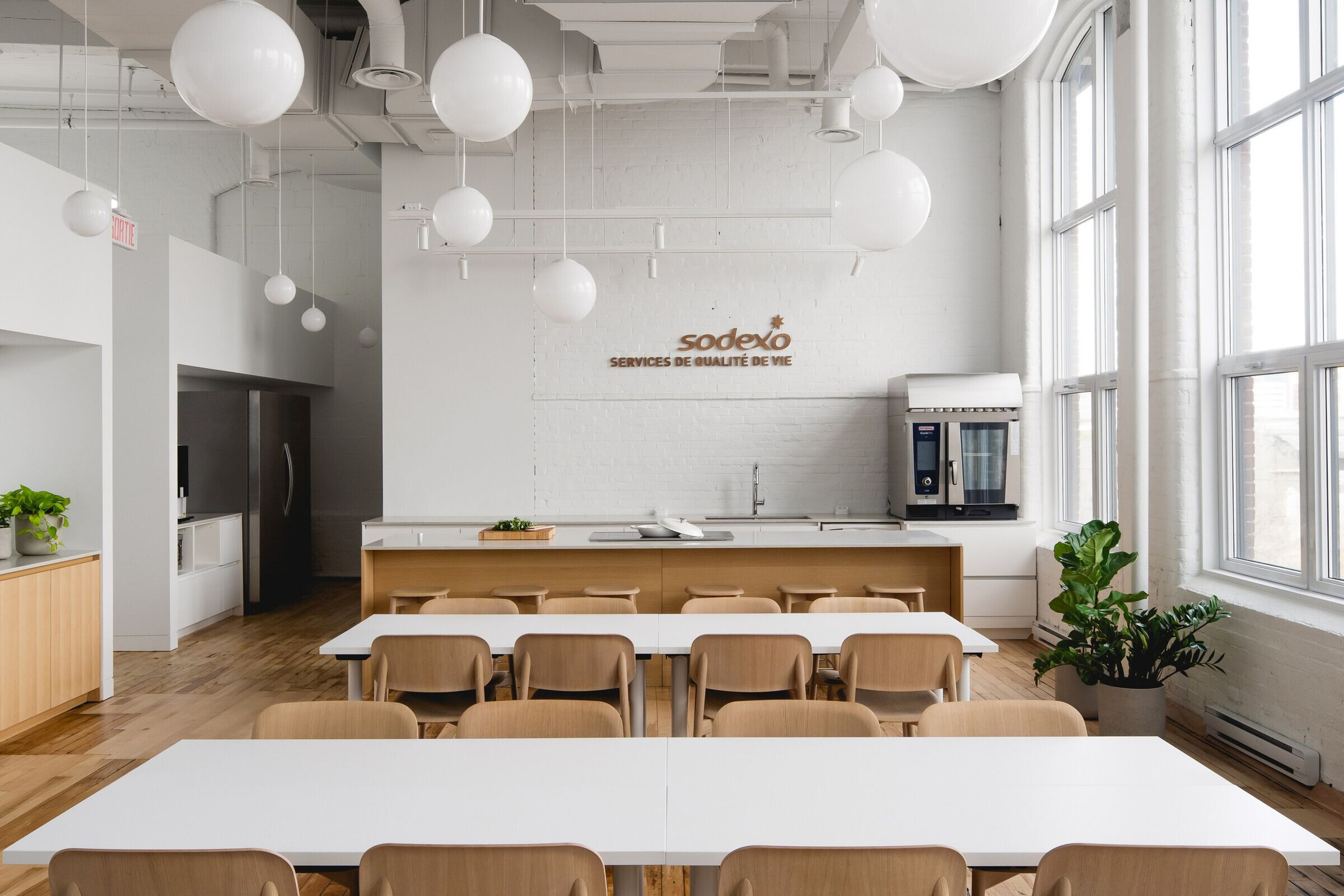 https://archello.com/story/96544/attachments/photos-videos/2 photo_credit Raphaël Thibodeau