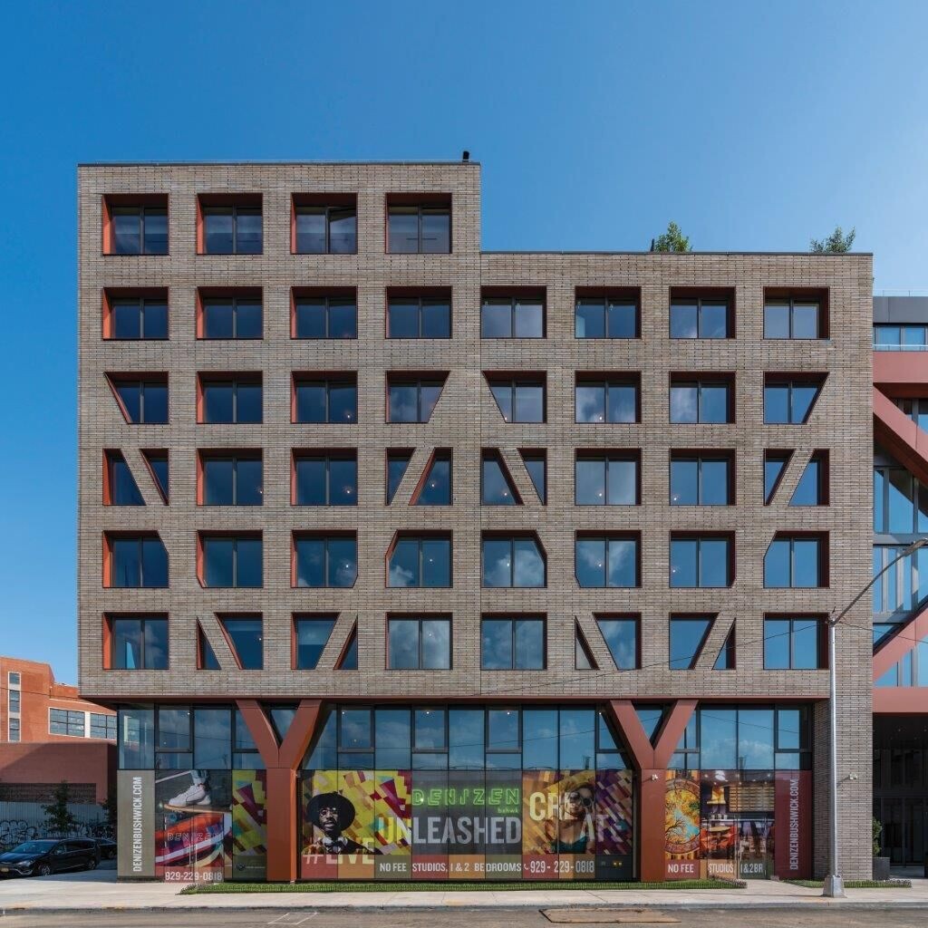 https://archello.com/product/52268/attachments/photos-videos/17 photo_credit Arriscraft