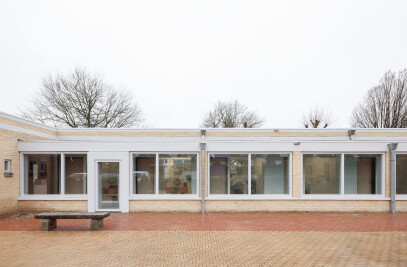 Transformation of primary school into dental prac