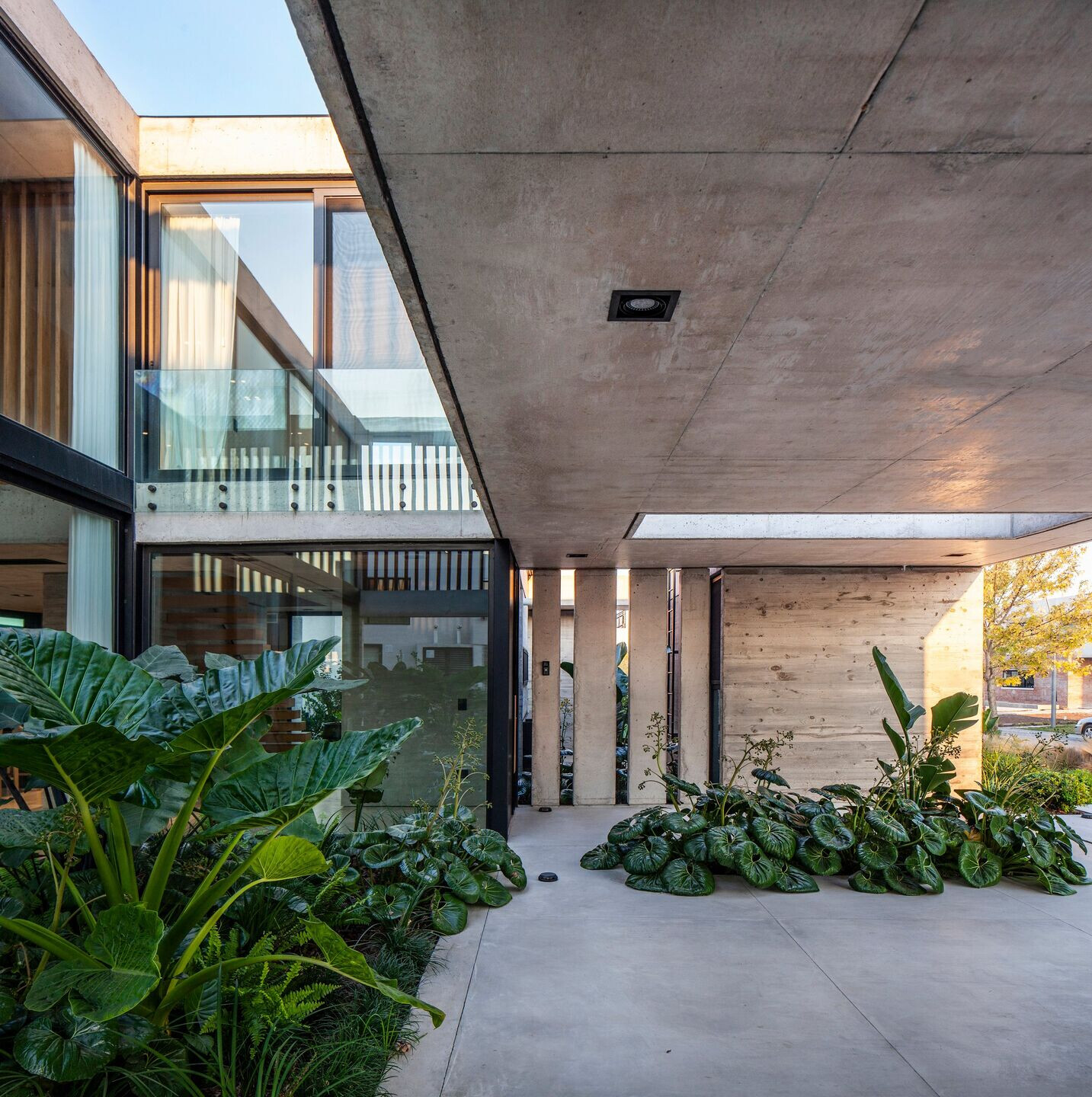 https://archello.com/story/97320/attachments/photos-videos/10 photo_credit Alejando Peral