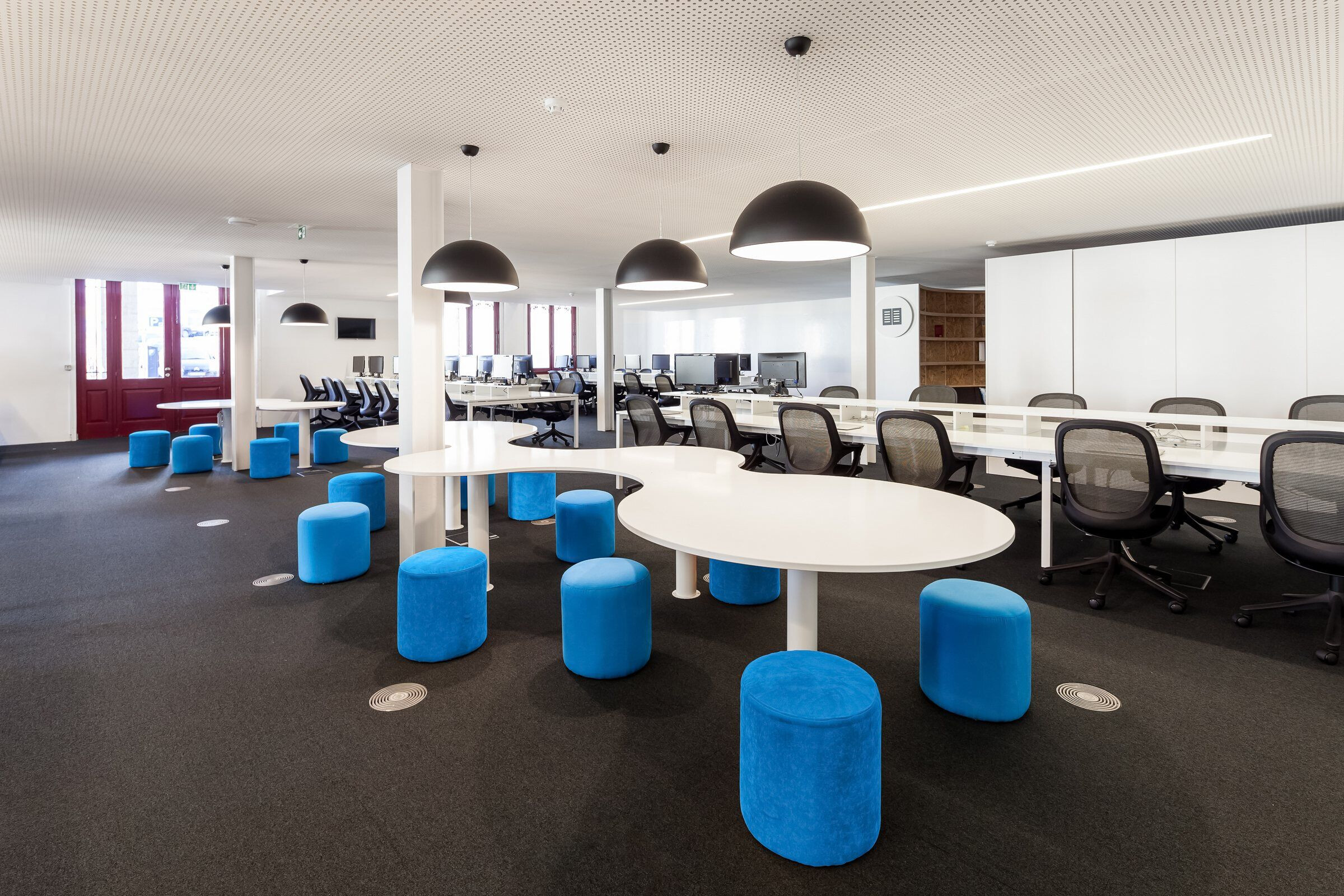 https://archello.com/story/97330/attachments/photos-videos/31 photo_credit Francisco Nogueira