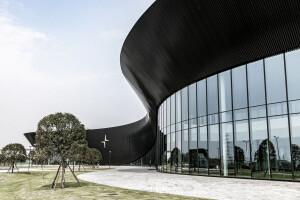 Snøhetta completes a curving design for Polestar’s Chengdu production facilities