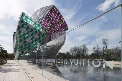Foundation Louis Vuitton Museum, Fondation Louis Vuitton, Sadev  Architectural Glass Systems, Poltrona Frau Group Contract
