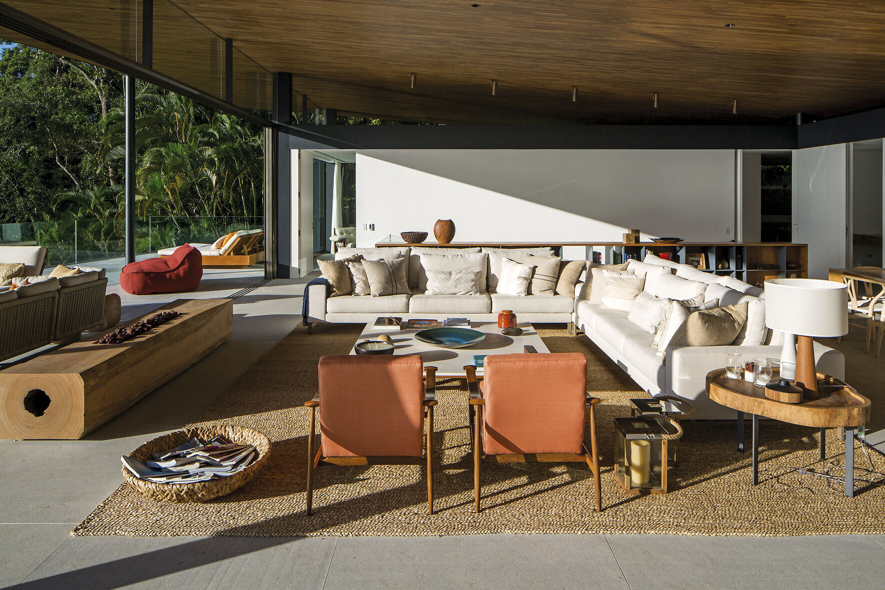 https://archello.com/story/98582/attachments/photos-videos/7 photo_credit Leonardo Finotti