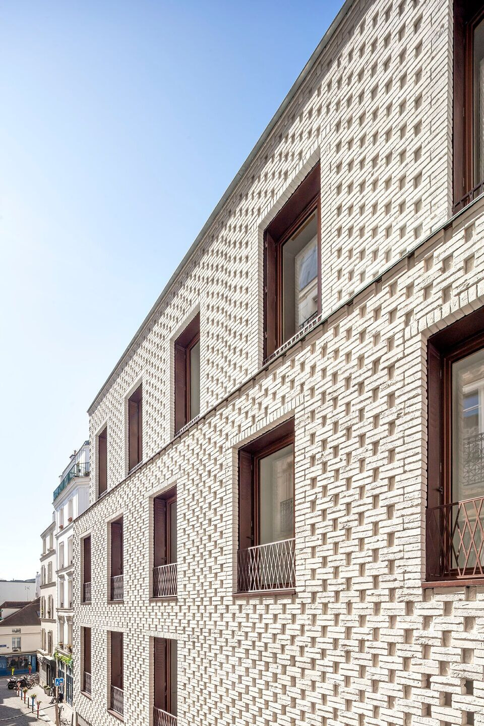 https://archello.com/story/98663/attachments/photos-videos/10 photo_credit Luc Boegly
