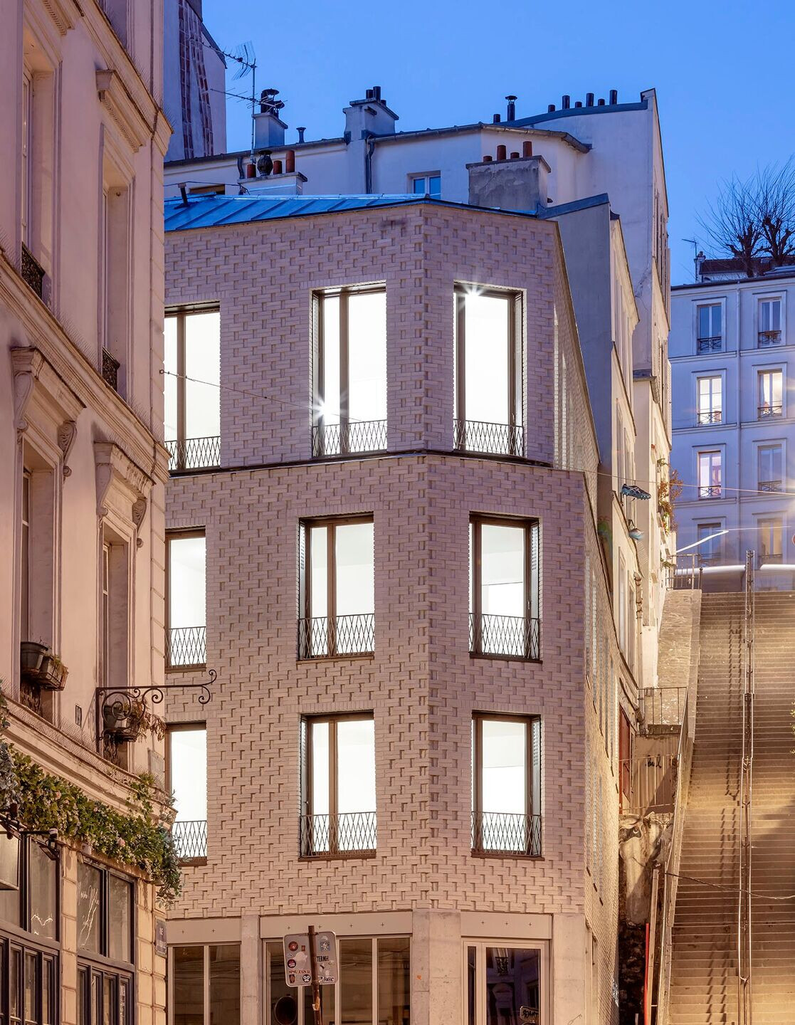 https://archello.com/story/98663/attachments/photos-videos/16 photo_credit Luc Boegly