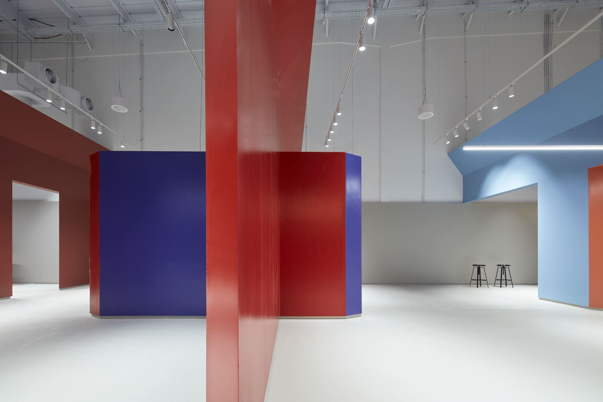 https://archello.com/story/98748/attachments/photos-videos/10 photo_credit Shai Gil