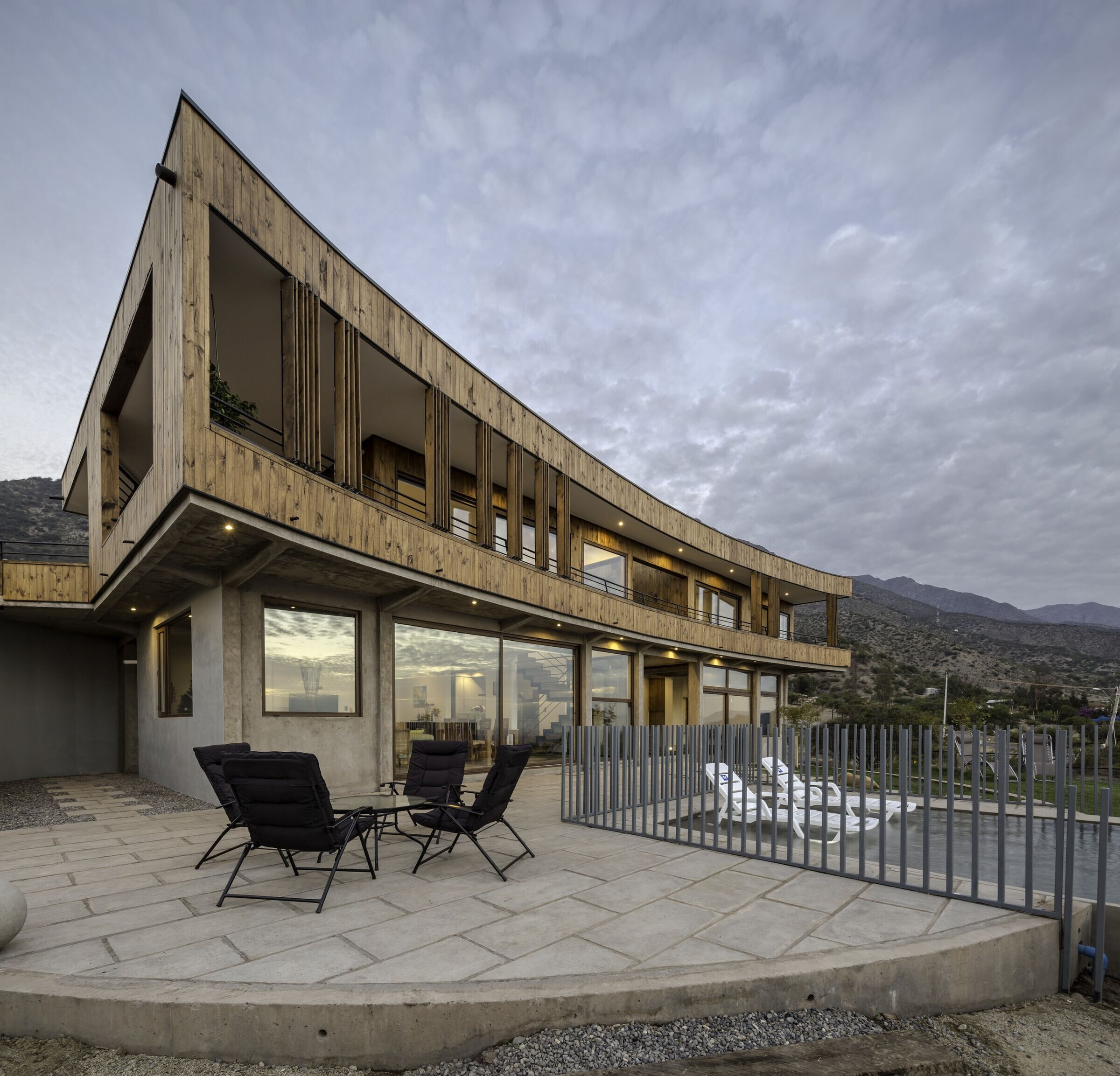 https://archello.com/story/98858/attachments/photos-videos/9 photo_credit Aryeh Kornfeld