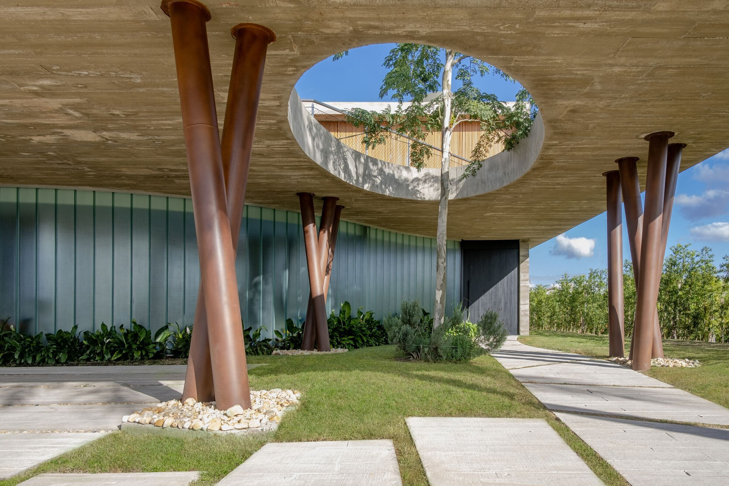 https://archello.com/story/98945/attachments/photos-videos/9 photo_credit Lucas Franck/NMLSS