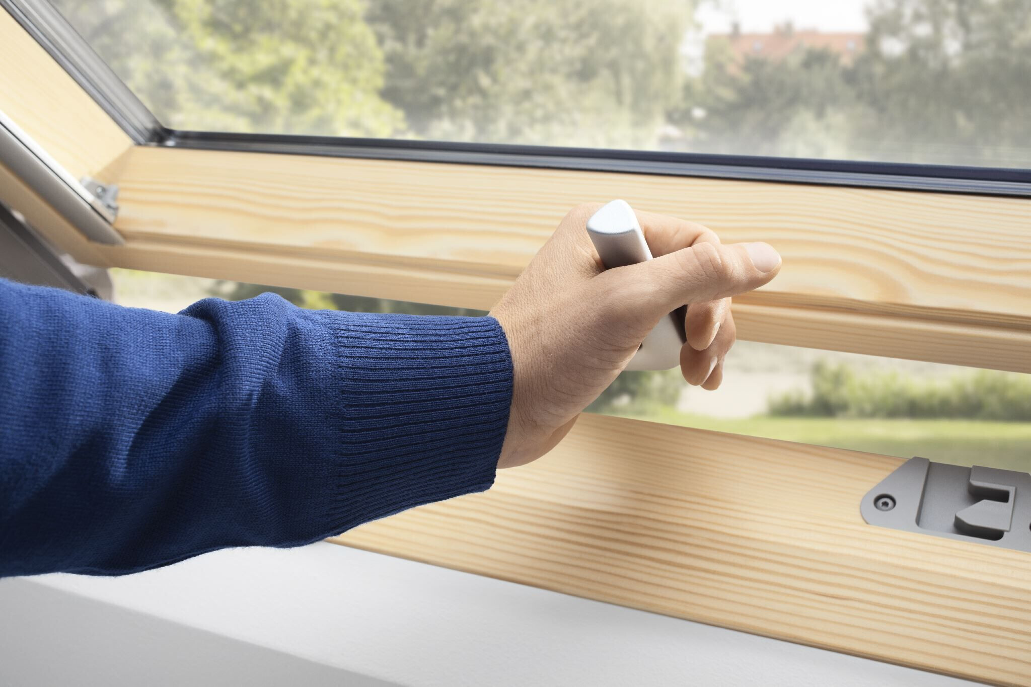 https://archello.com/product/72615/attachments/photos-videos/3