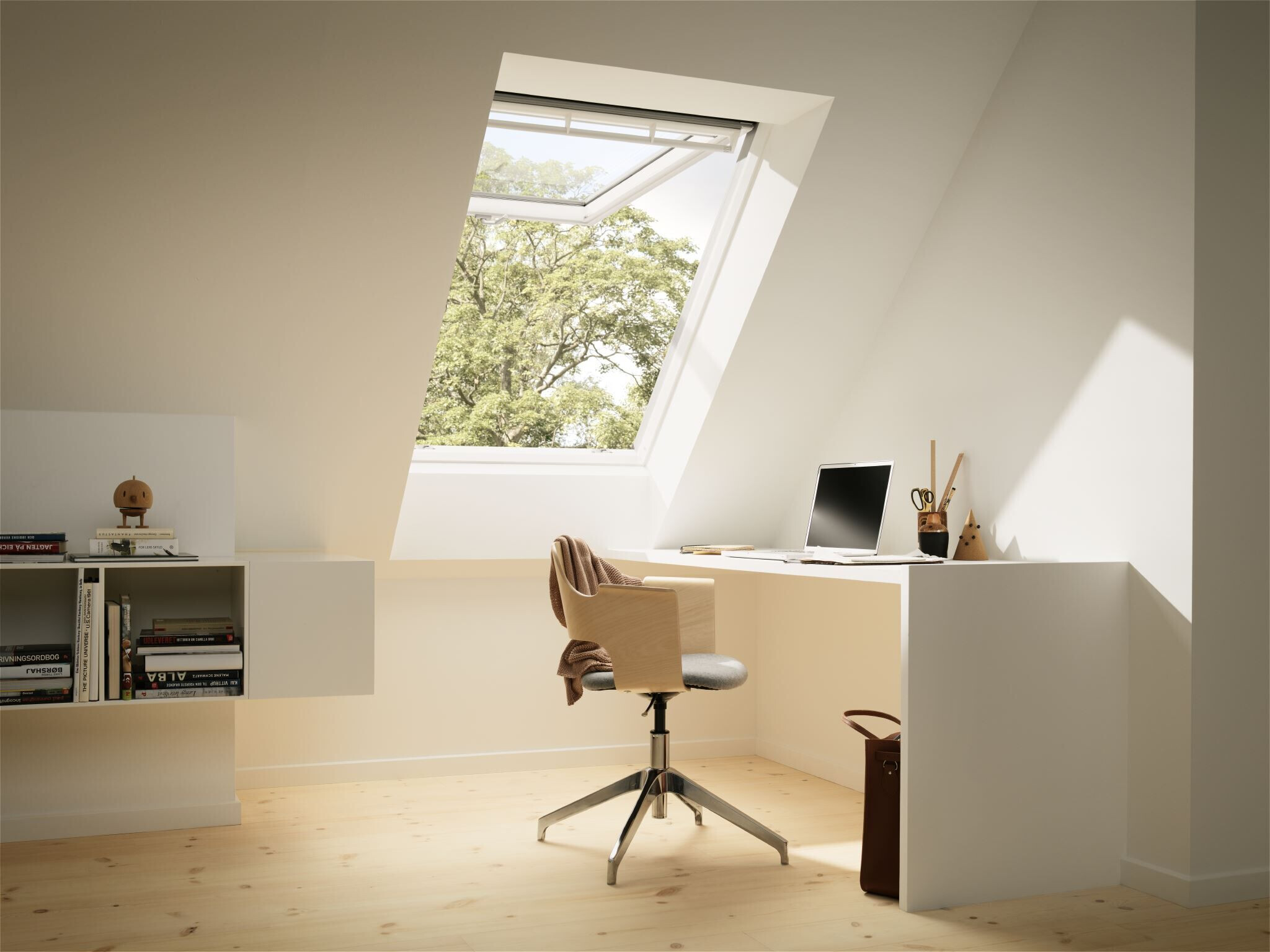 https://archello.com/product/72615/attachments/photos-videos/6