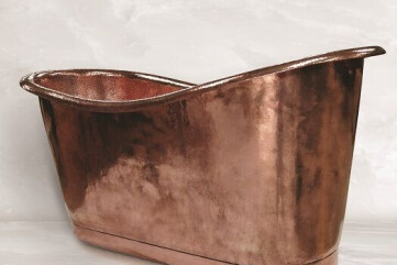 Amoretti Brothers Freestanding Copper Bathtub "Regina 62" Amoretti Brothers Freestanding Copper Bathtub "Regina 62"