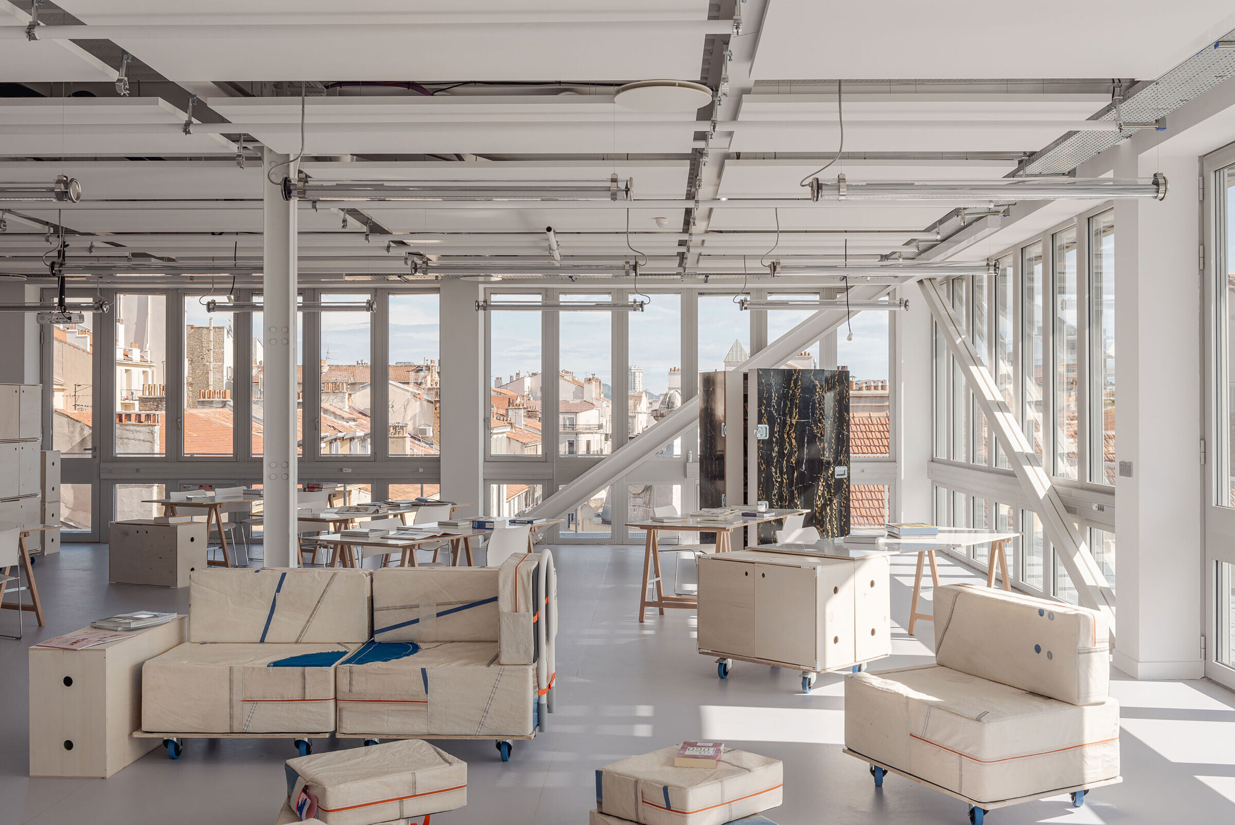 https://archello.com/story/99032/attachments/photos-videos/13 photo_credit Antoine Huot