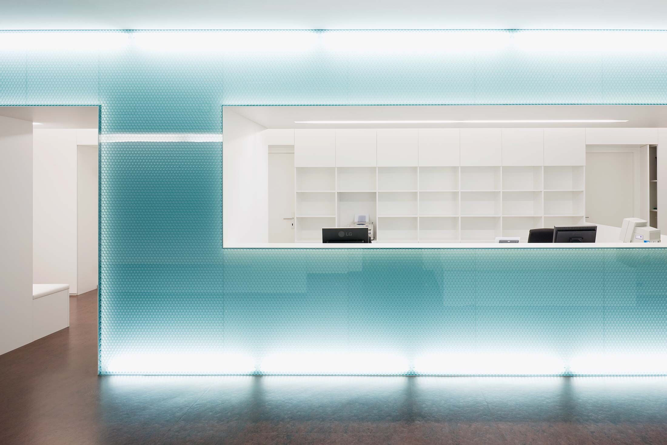 https://archello.com/story/99069/attachments/photos-videos/21 photo_credit ©paul ott