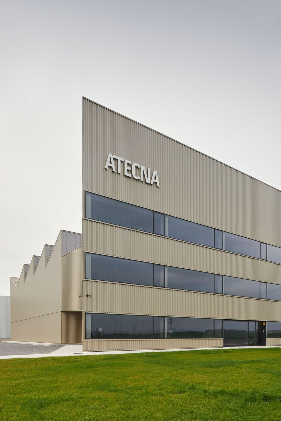 https://archello.com/story/99081/attachments/photos-videos/3 photo_credit Iñaki Bergera