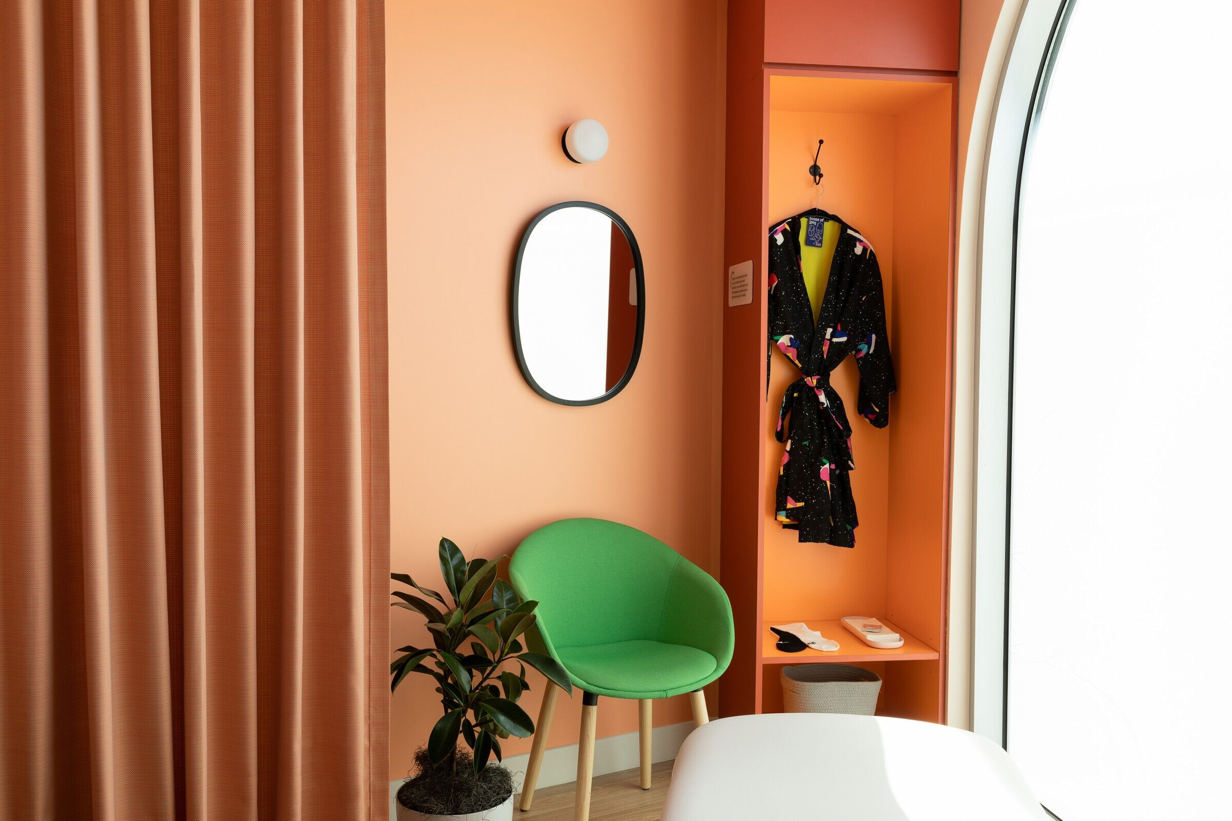 https://archello.com/story/99153/attachments/photos-videos/4 photo_credit Monica Wang