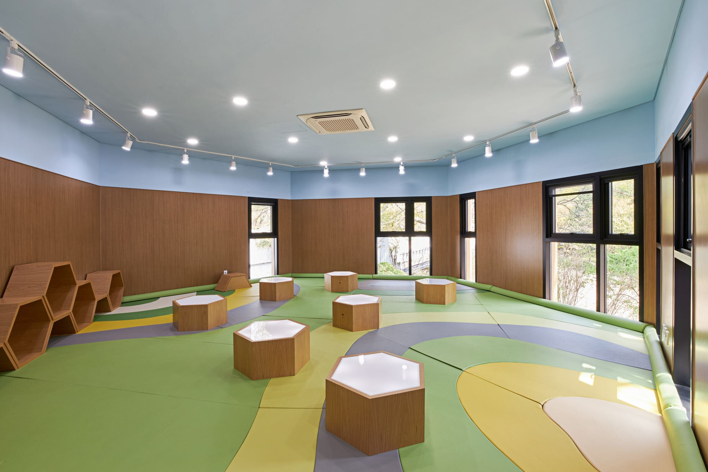 https://archello.com/story/99236/attachments/photos-videos/24 photo_credit Hoonkoo LEE