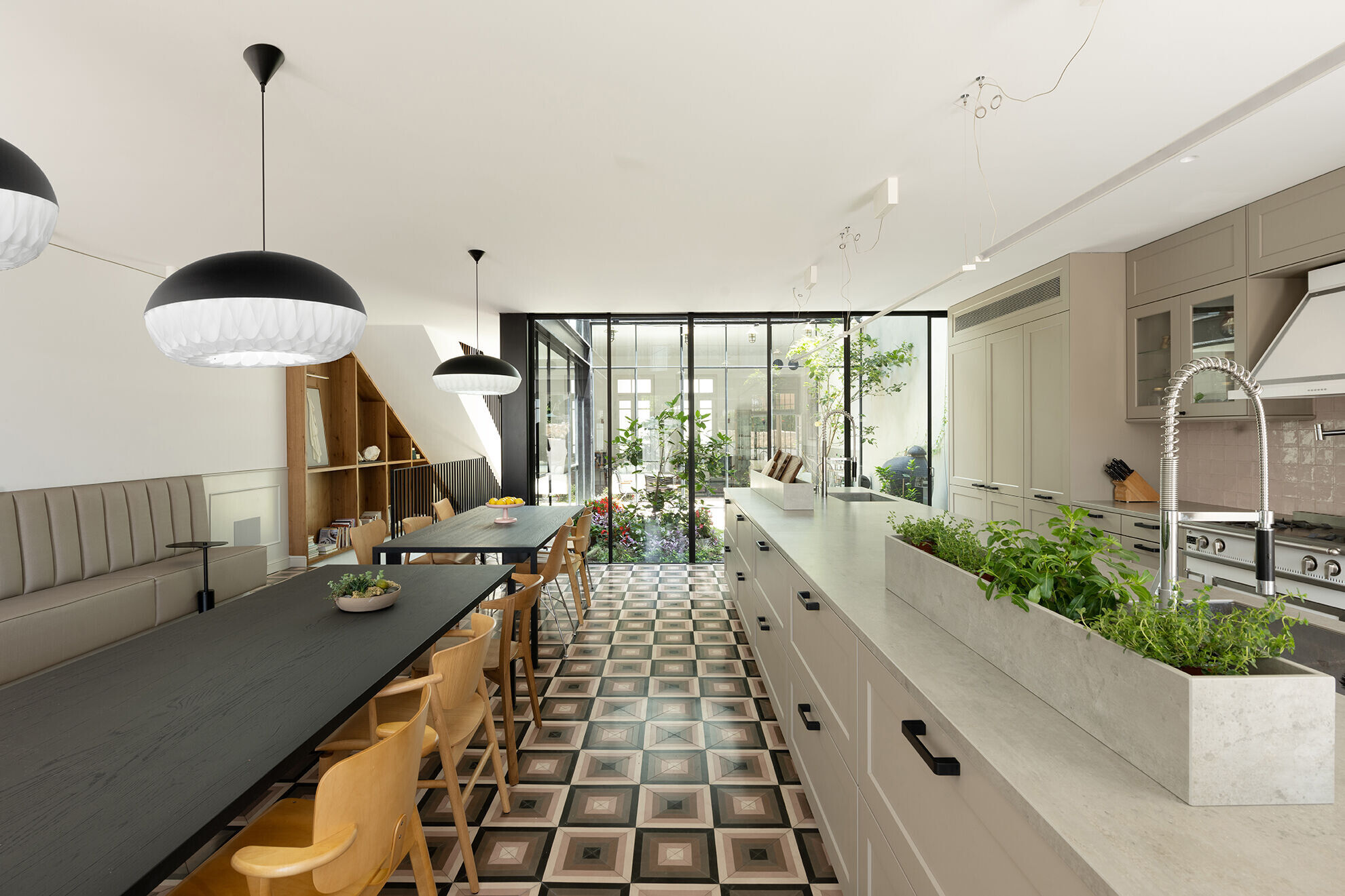 https://archello.com/story/99368/attachments/photos-videos/6 photo_credit Gidon Levin