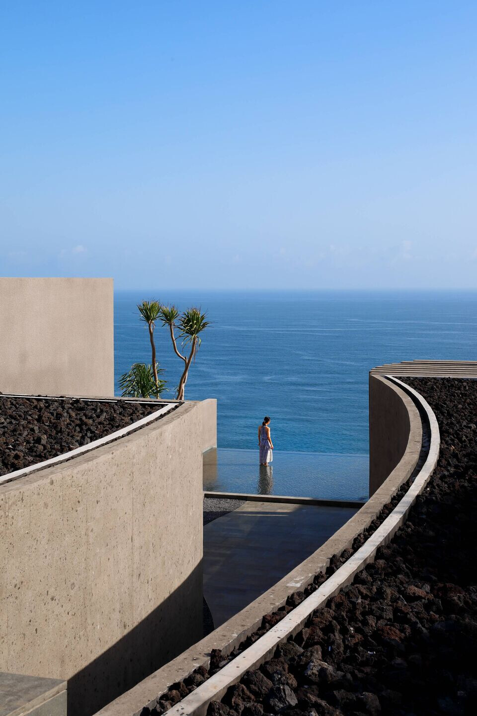 https://archello.com/story/99440/attachments/photos-videos/6 photo_credit Naoomi Kurozumi