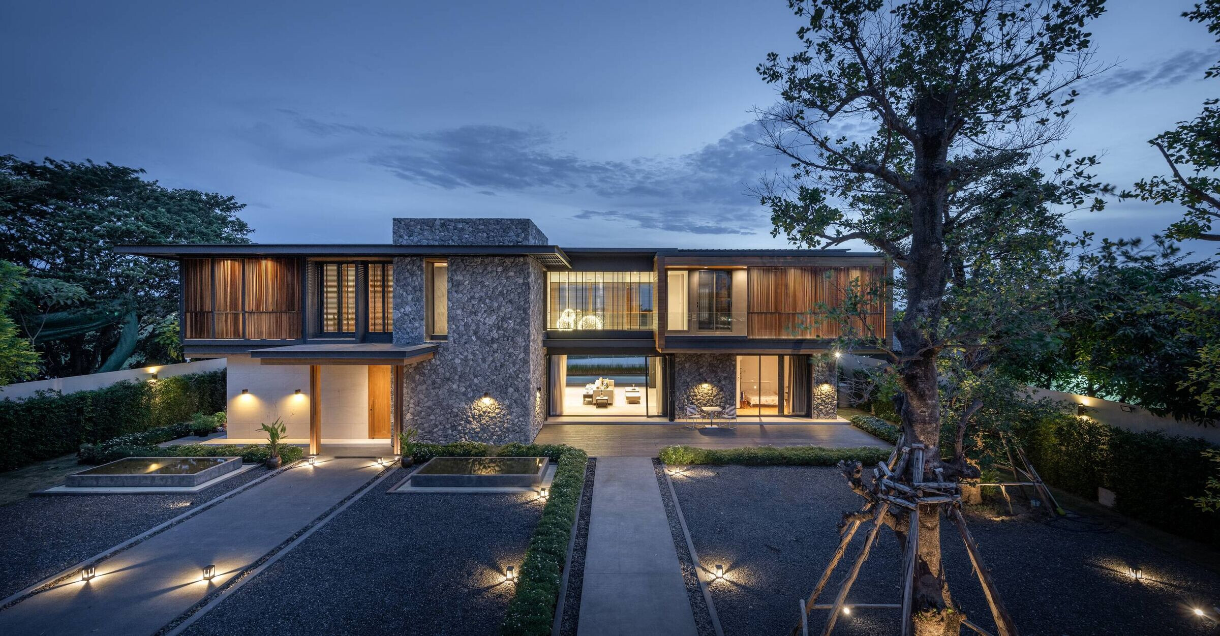 https://archello.com/story/99448/attachments/photos-videos/18 photo_credit Rungkit Charoenwat