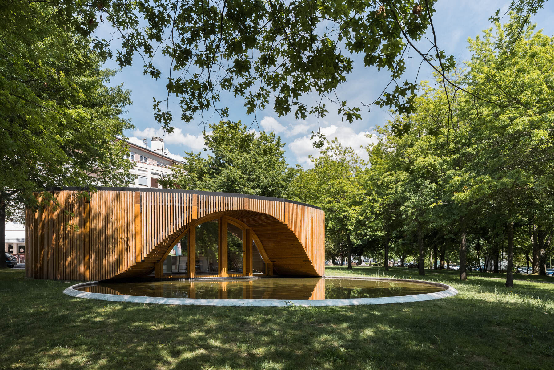 https://archello.com/story/99537/attachments/photos-videos/7 photo_credit Ivo Tavares Studio