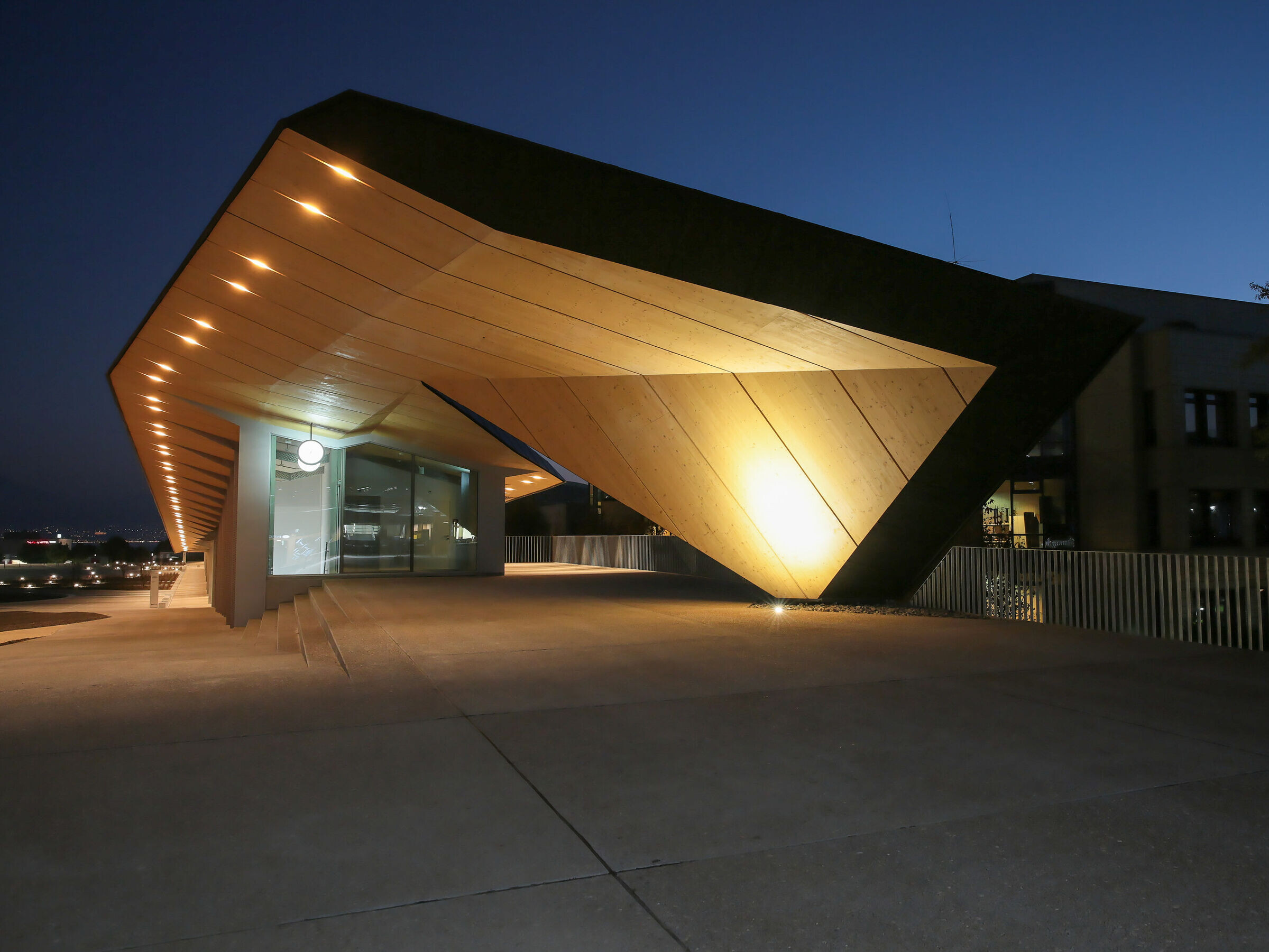 https://archello.com/story/99584/attachments/photos-videos/7 photo_credit Alain Herzog