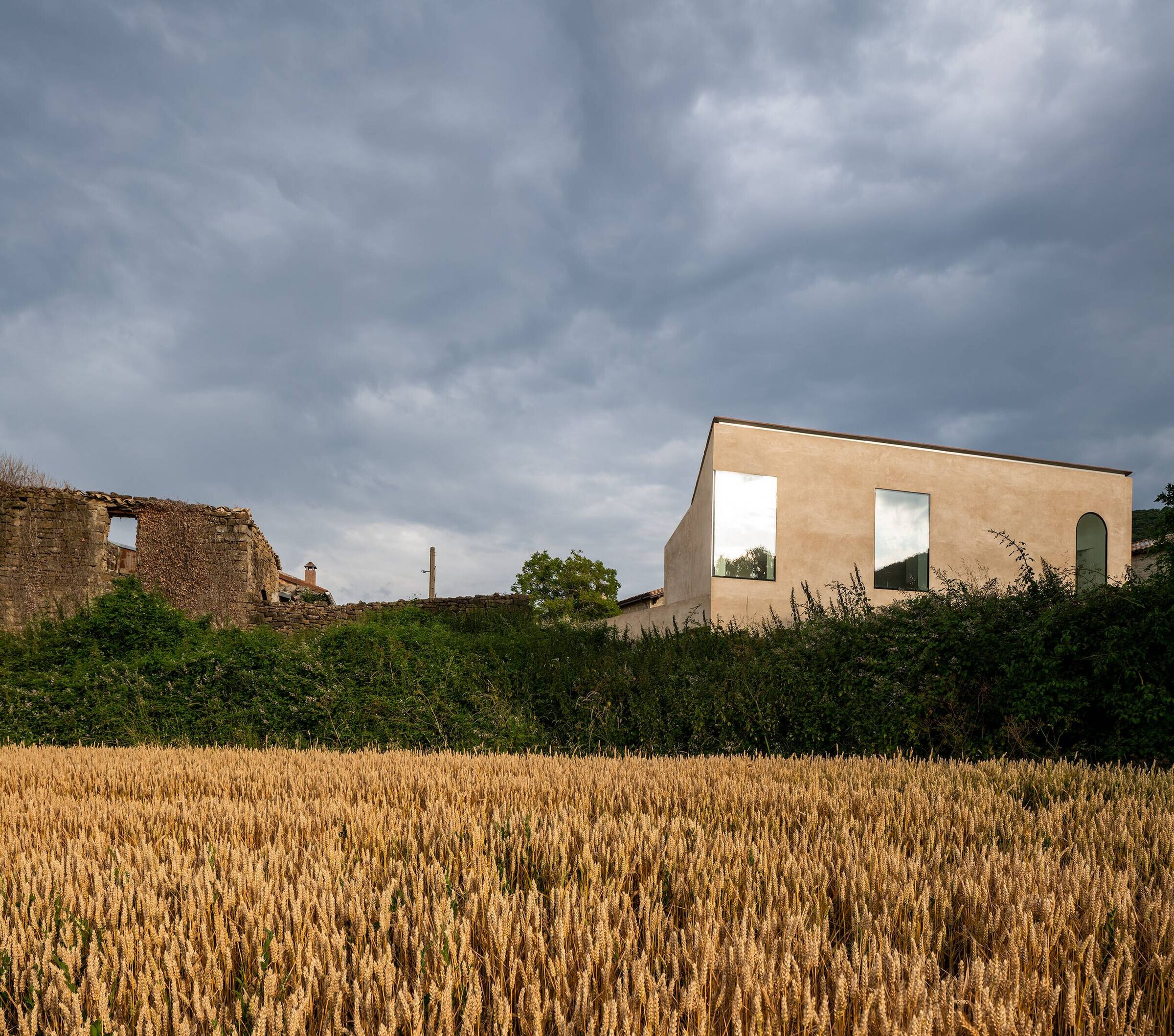https://archello.com/story/99701/attachments/photos-videos/5 photo_credit Pedro Pegenaute