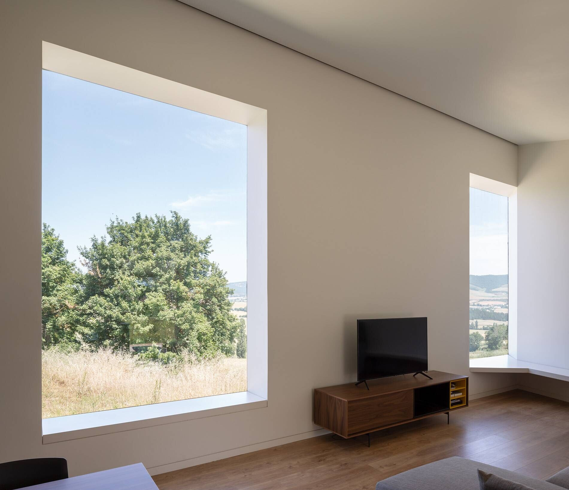 https://archello.com/story/99701/attachments/photos-videos/15 photo_credit Pedro Pegenaute