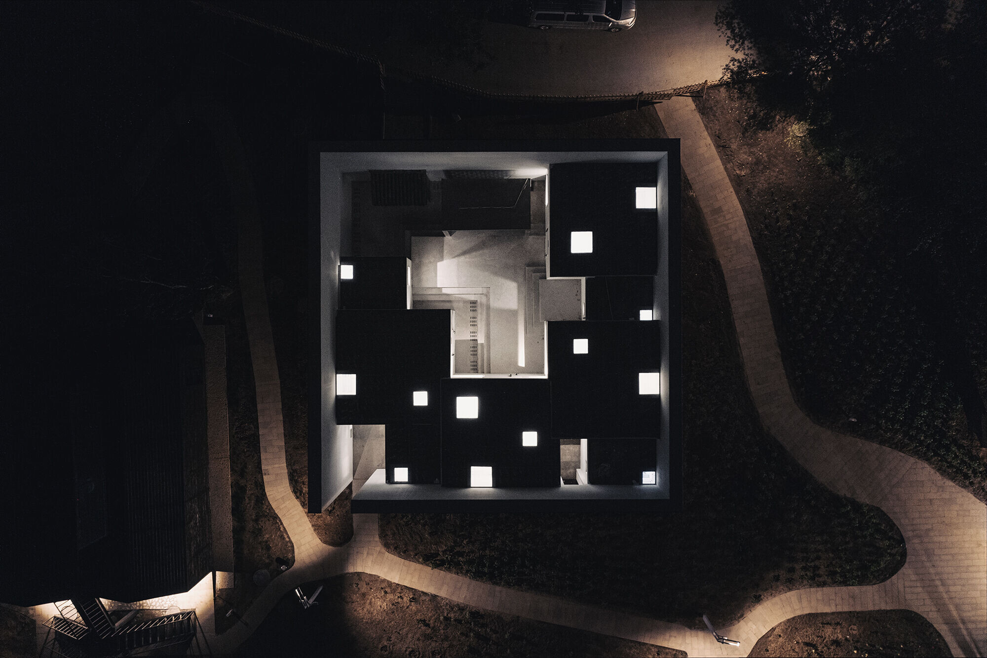 https://archello.com/story/99713/attachments/photos-videos/13 photo_credit CreatAR Images