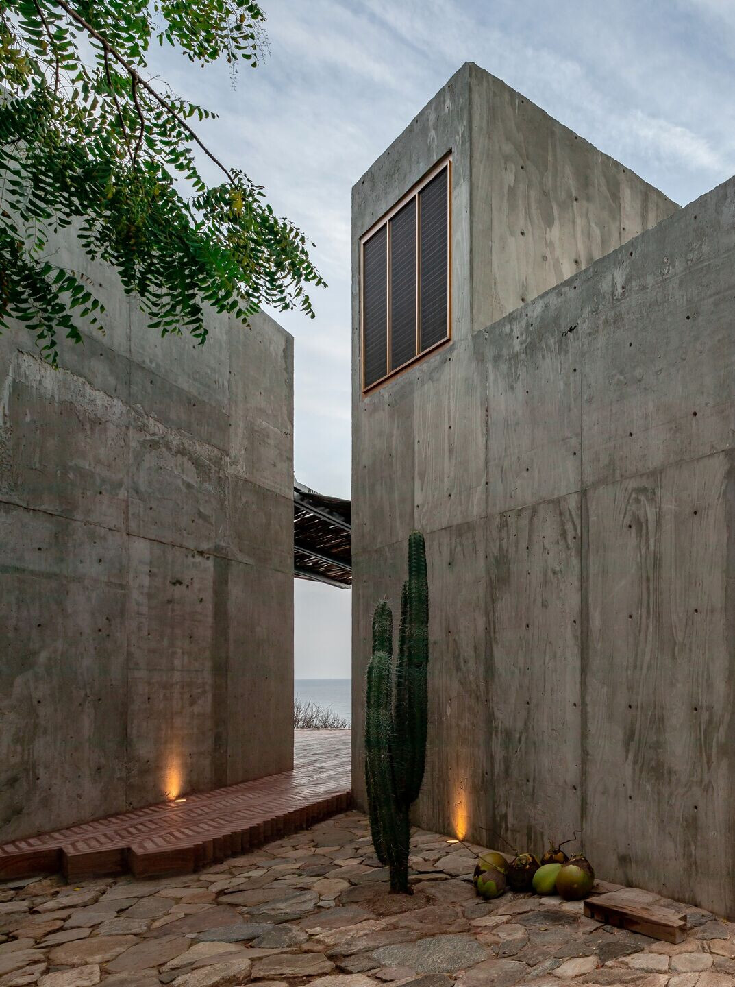 https://archello.com/story/99823/attachments/photos-videos/9 photo_credit Onnis Luque