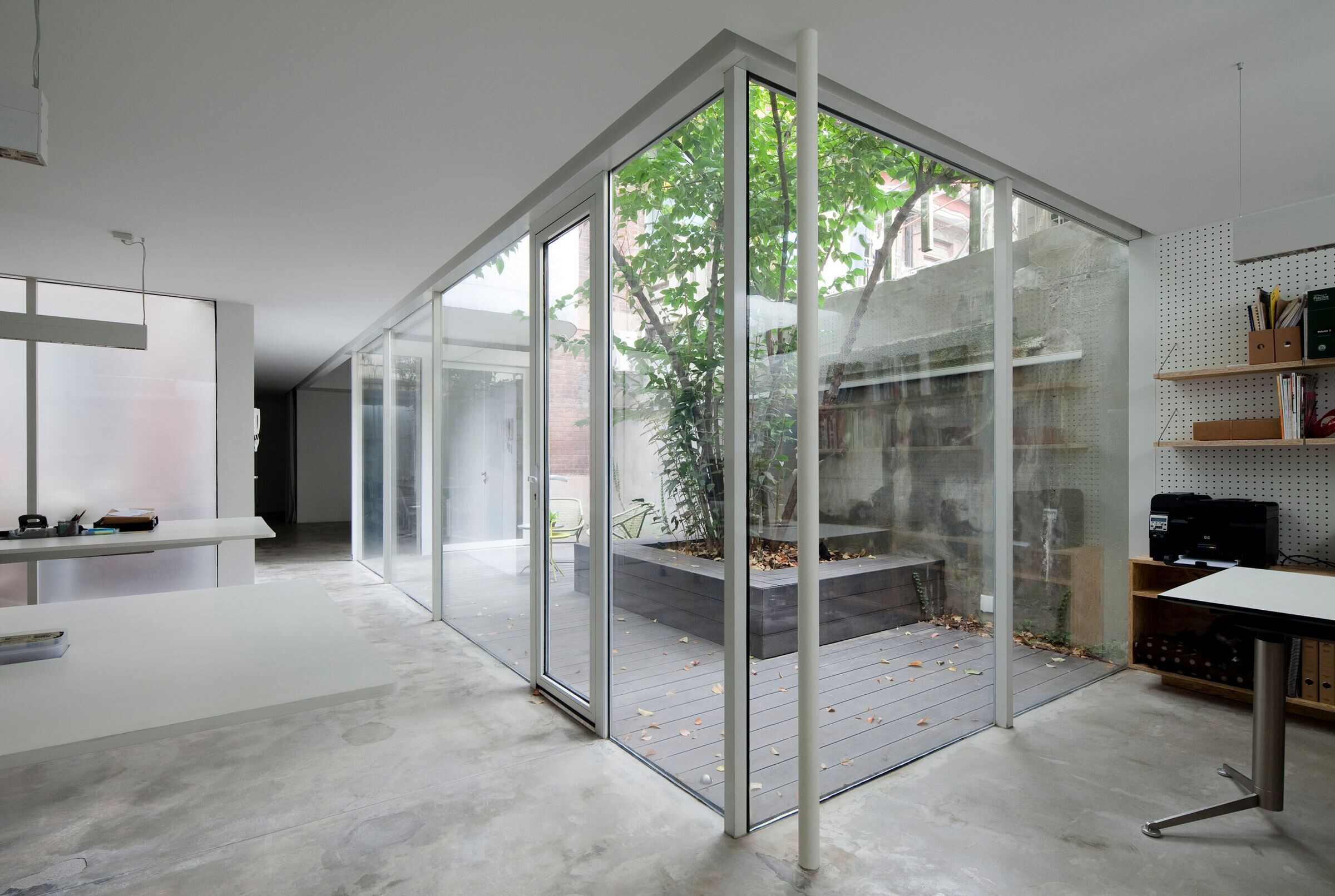 https://archello.com/story/99899/attachments/photos-videos/7 photo_credit Peter Dixie for LOTAN Architectural Photography