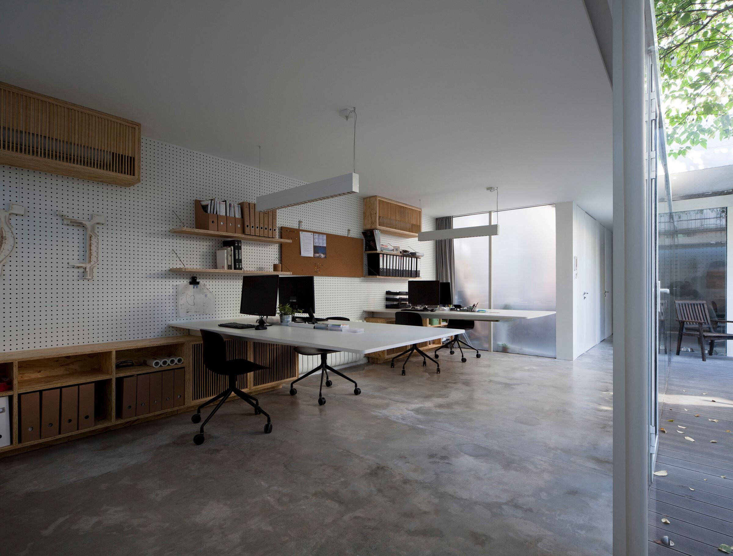 https://archello.com/story/99899/attachments/photos-videos/18 photo_credit Peter Dixie for LOTAN Architectural Photography