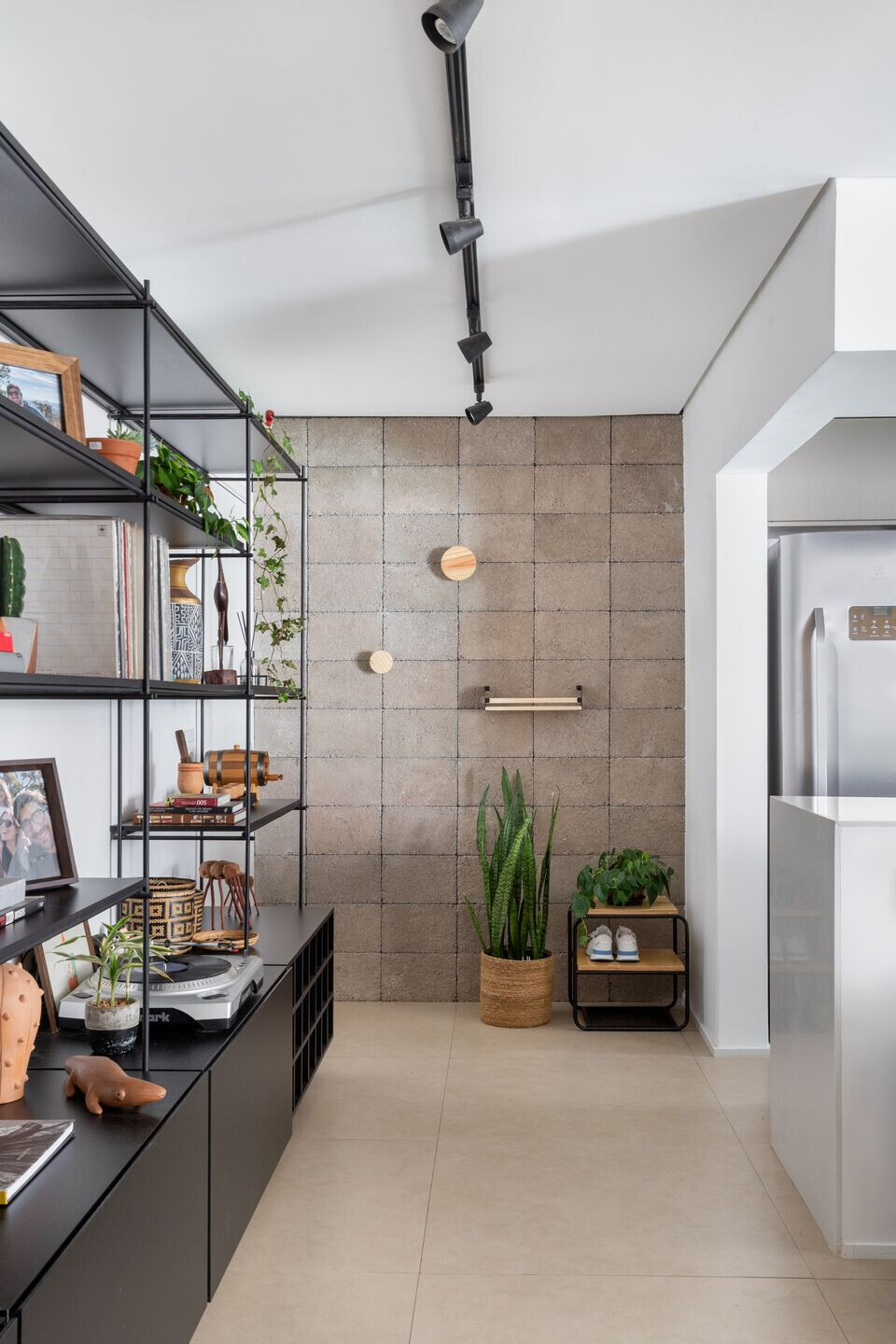 https://archello.com/story/99918/attachments/photos-videos/6 photo_credit Júlia Tótoli