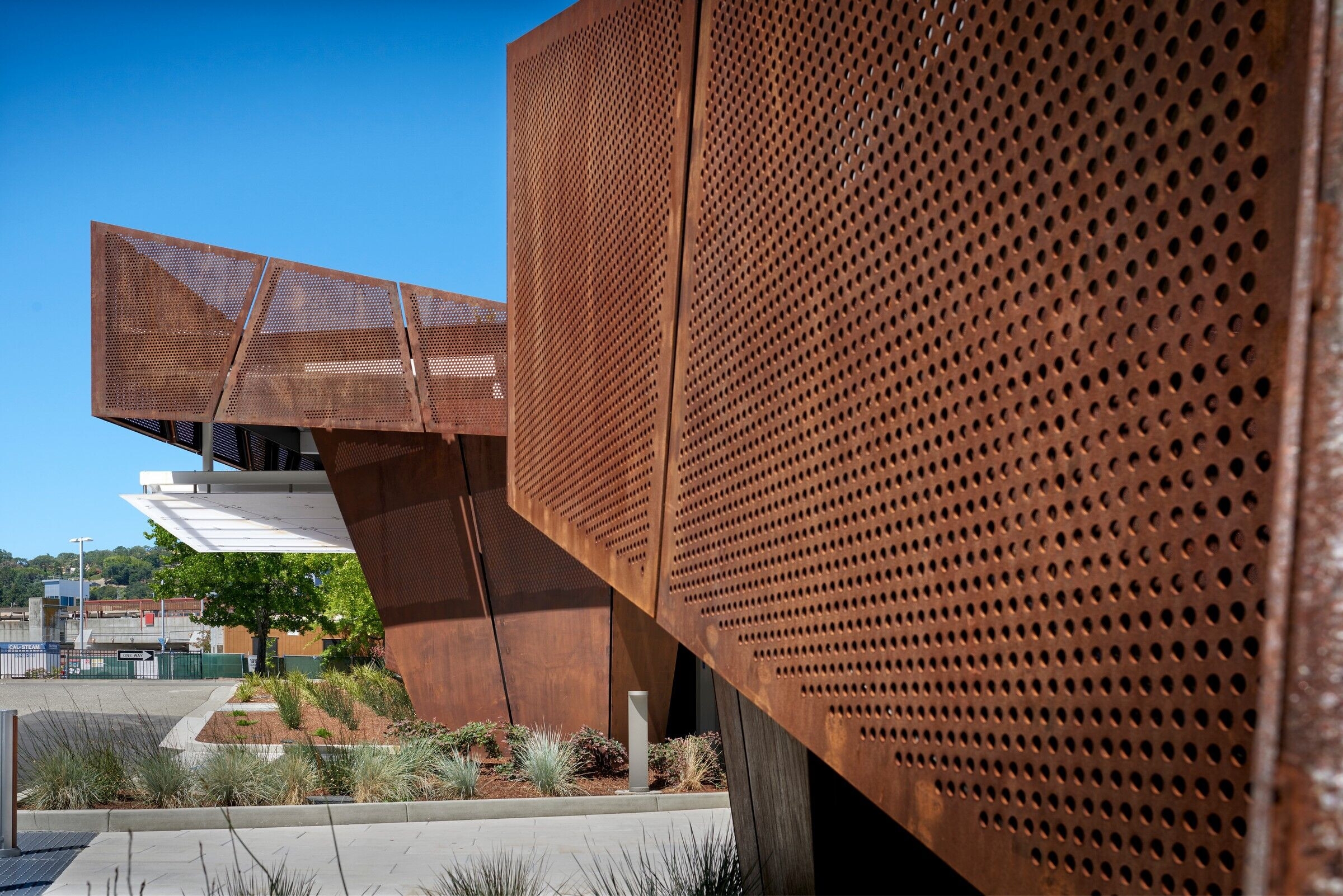 https://archello.com/story/99922/attachments/photos-videos/3 photo_credit John Sutton