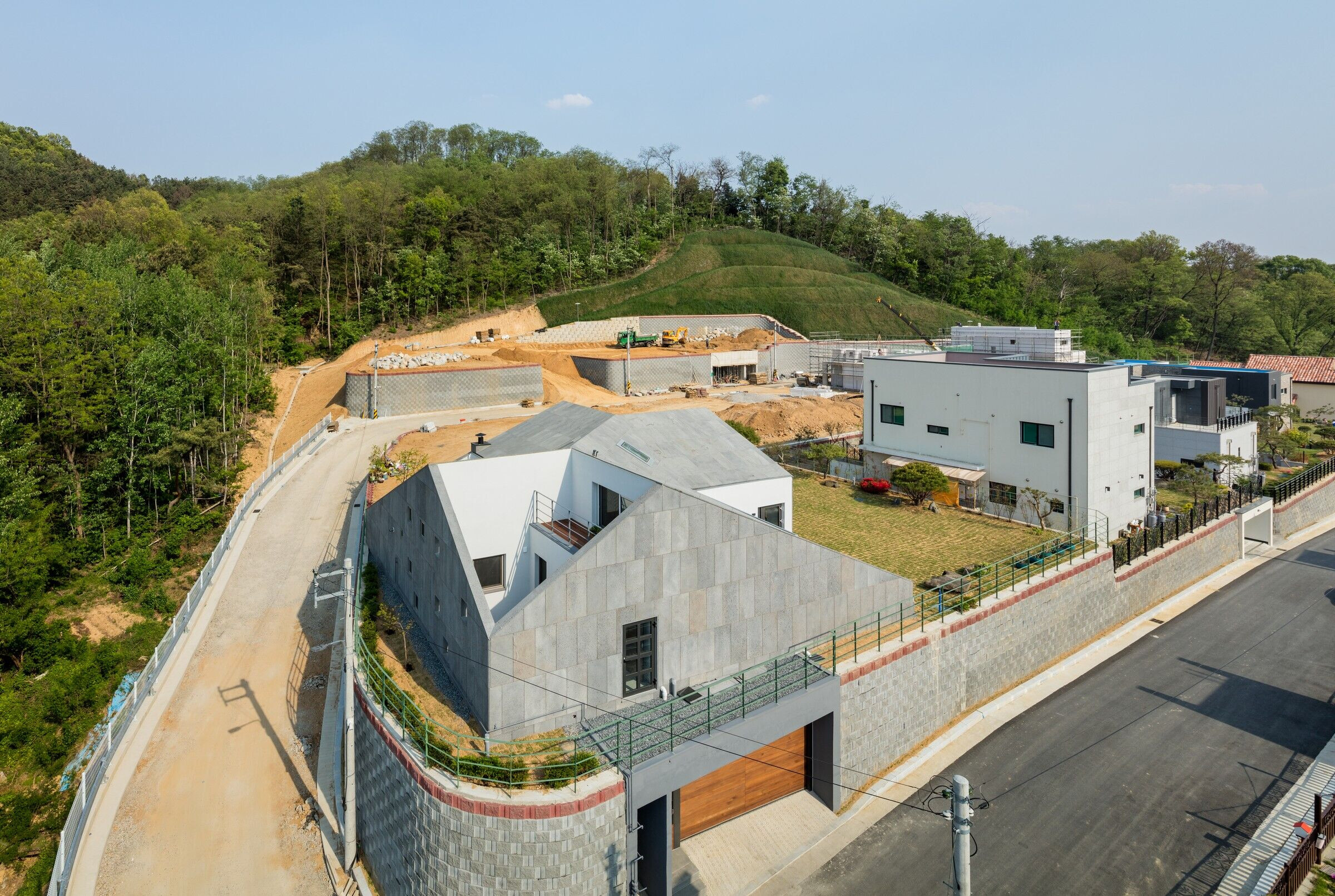 https://archello.com/story/99969/attachments/photos-videos/9 photo_credit Kyungsub Shin