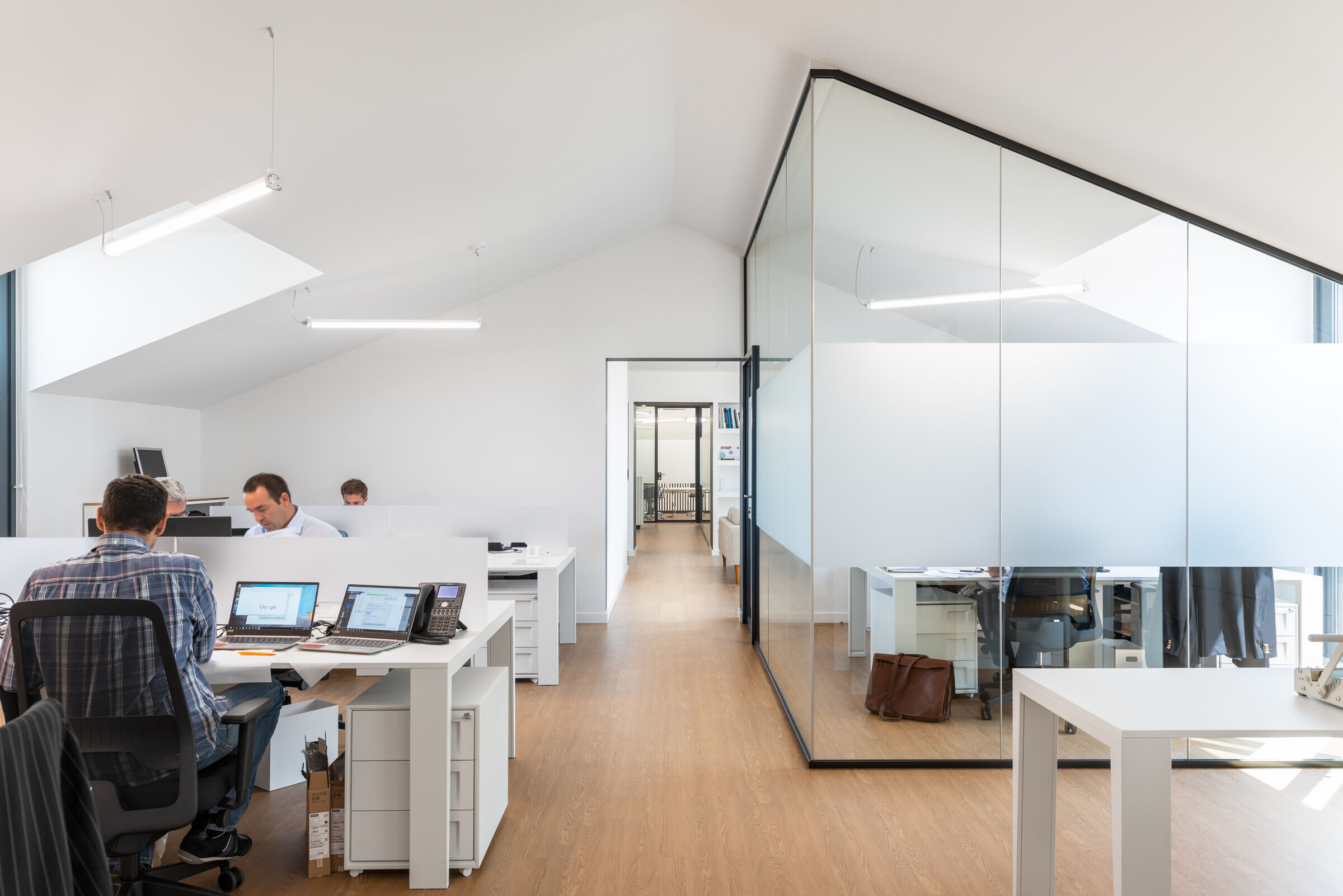 https://archello.com/story/99994/attachments/photos-videos/22 photo_credit emontenegro / architectural photography