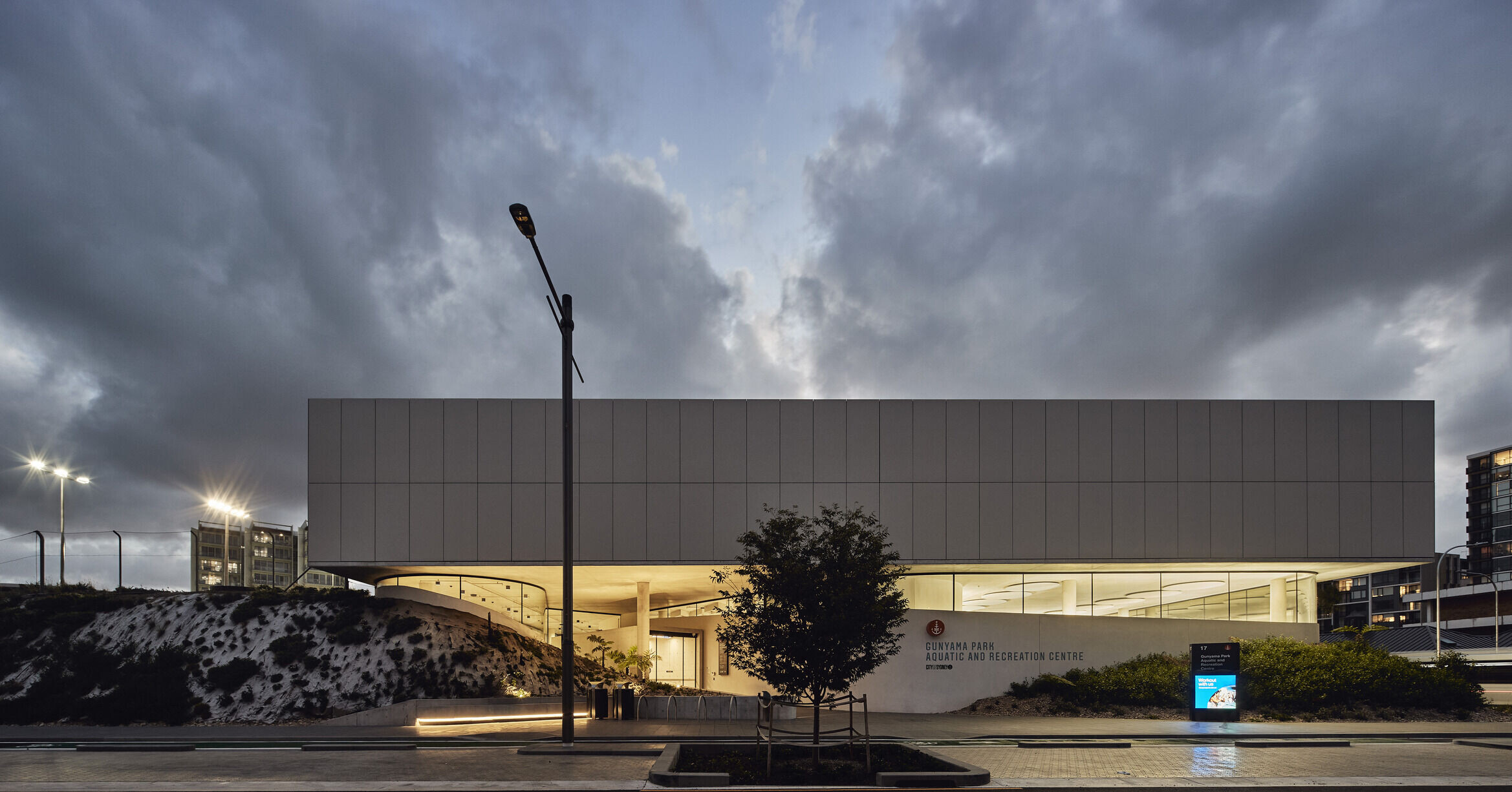 https://archello.com/story/100043/attachments/photos-videos/2 photo_credit Peter Bennetts