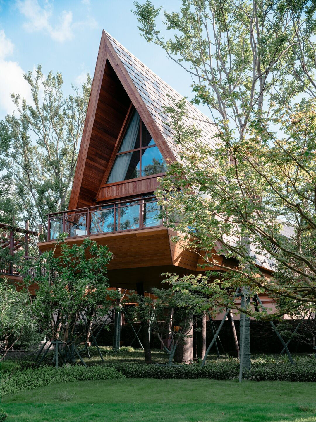 https://archello.com/story/100090/attachments/photos-videos/10 photo_credit Runzi Zhu
