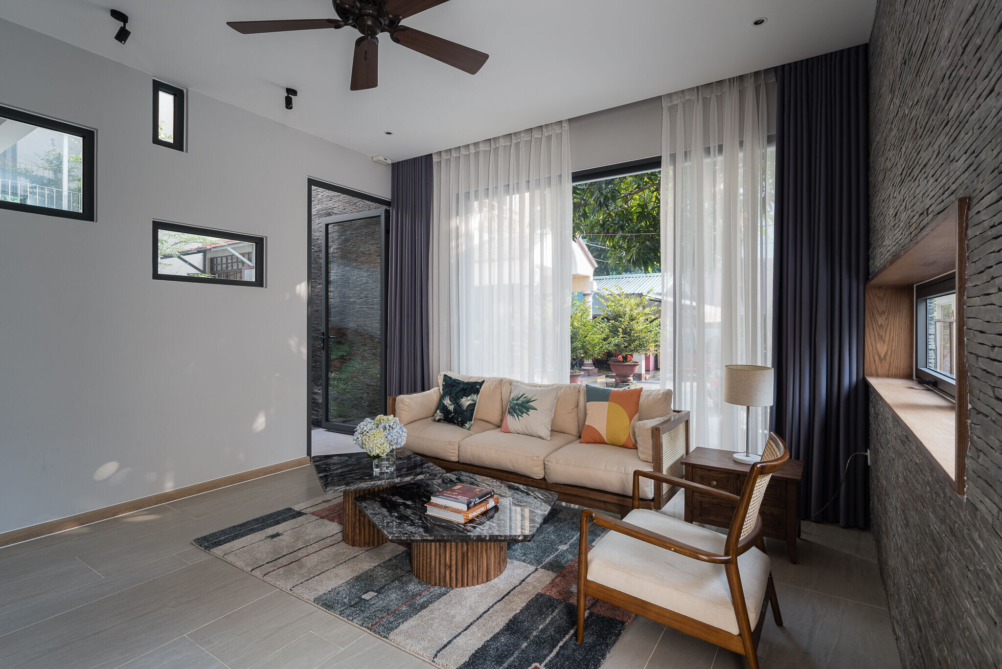 https://archello.com/story/100216/attachments/photos-videos/8 photo_credit Quang Tran