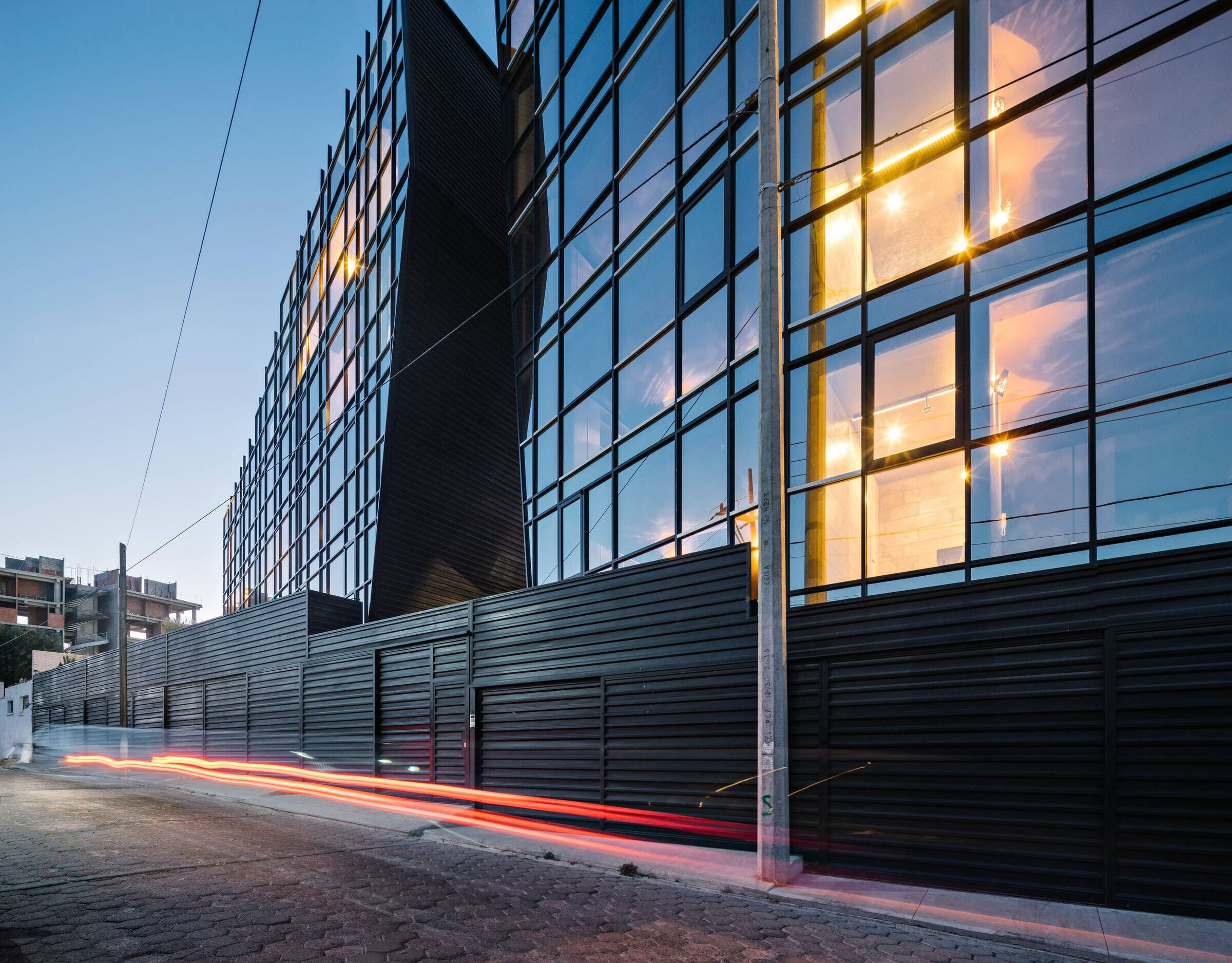 https://archello.com/story/100373/attachments/photos-videos/7 photo_credit Patrick Lopez