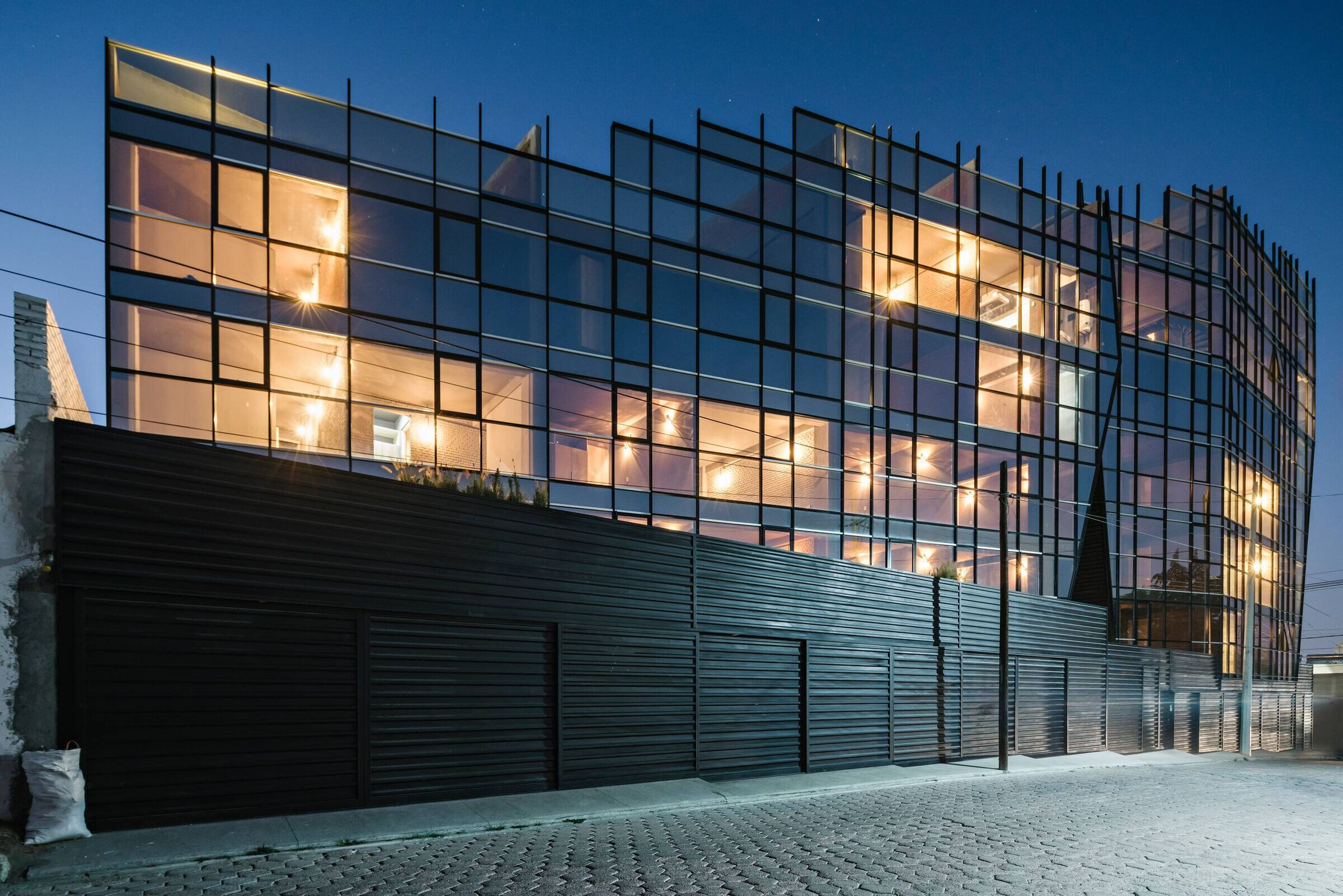 https://archello.com/story/100373/attachments/photos-videos/9 photo_credit Patrick Lopez
