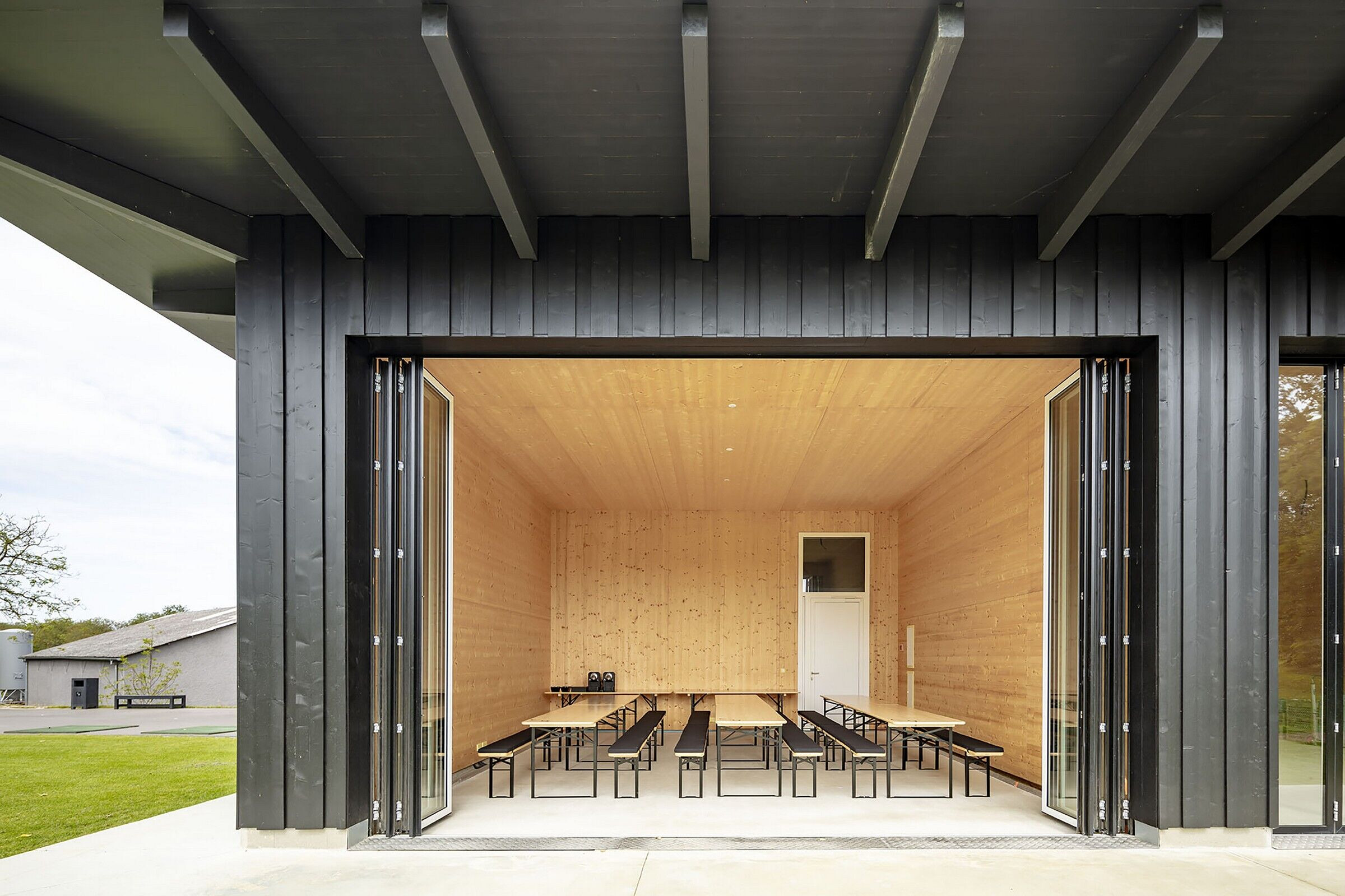 https://archello.com/story/100338/attachments/photos-videos/7 photo_credit Luc Boegly