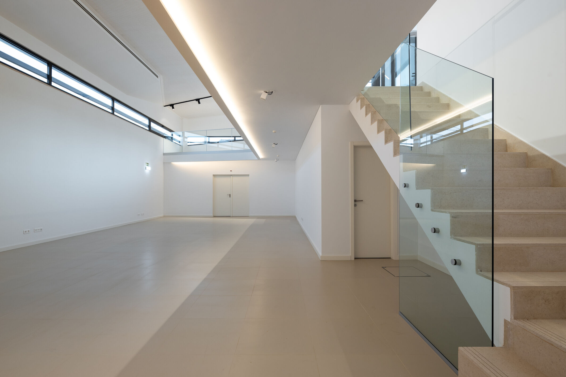 https://archello.com/story/100421/attachments/photos-videos/5