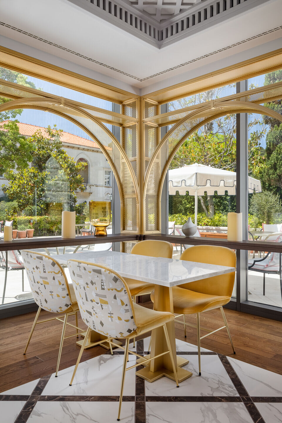 https://archello.com/story/100406/attachments/photos-videos/5