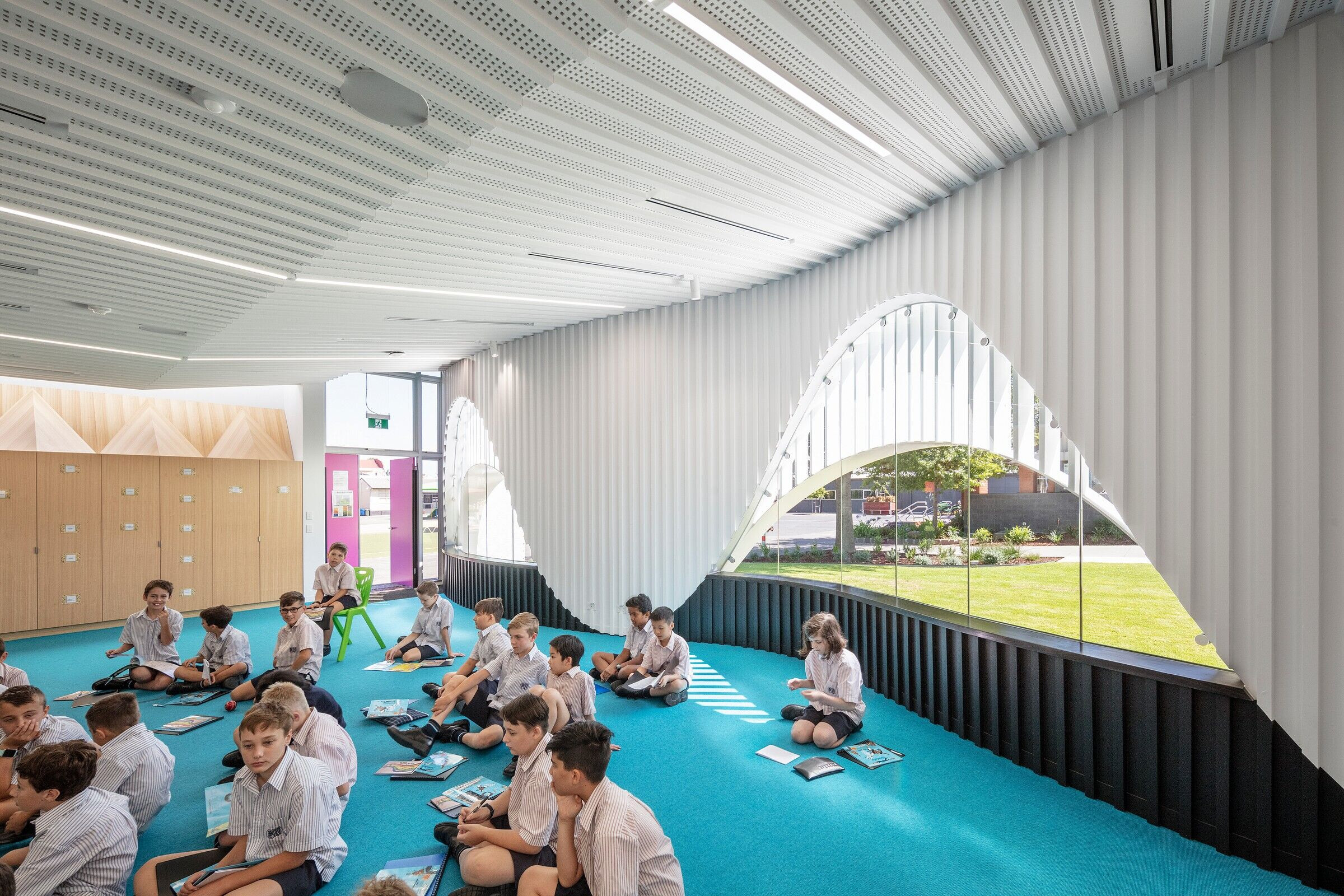 https://archello.com/story/100458/attachments/photos-videos/23 photo_credit John Gollings